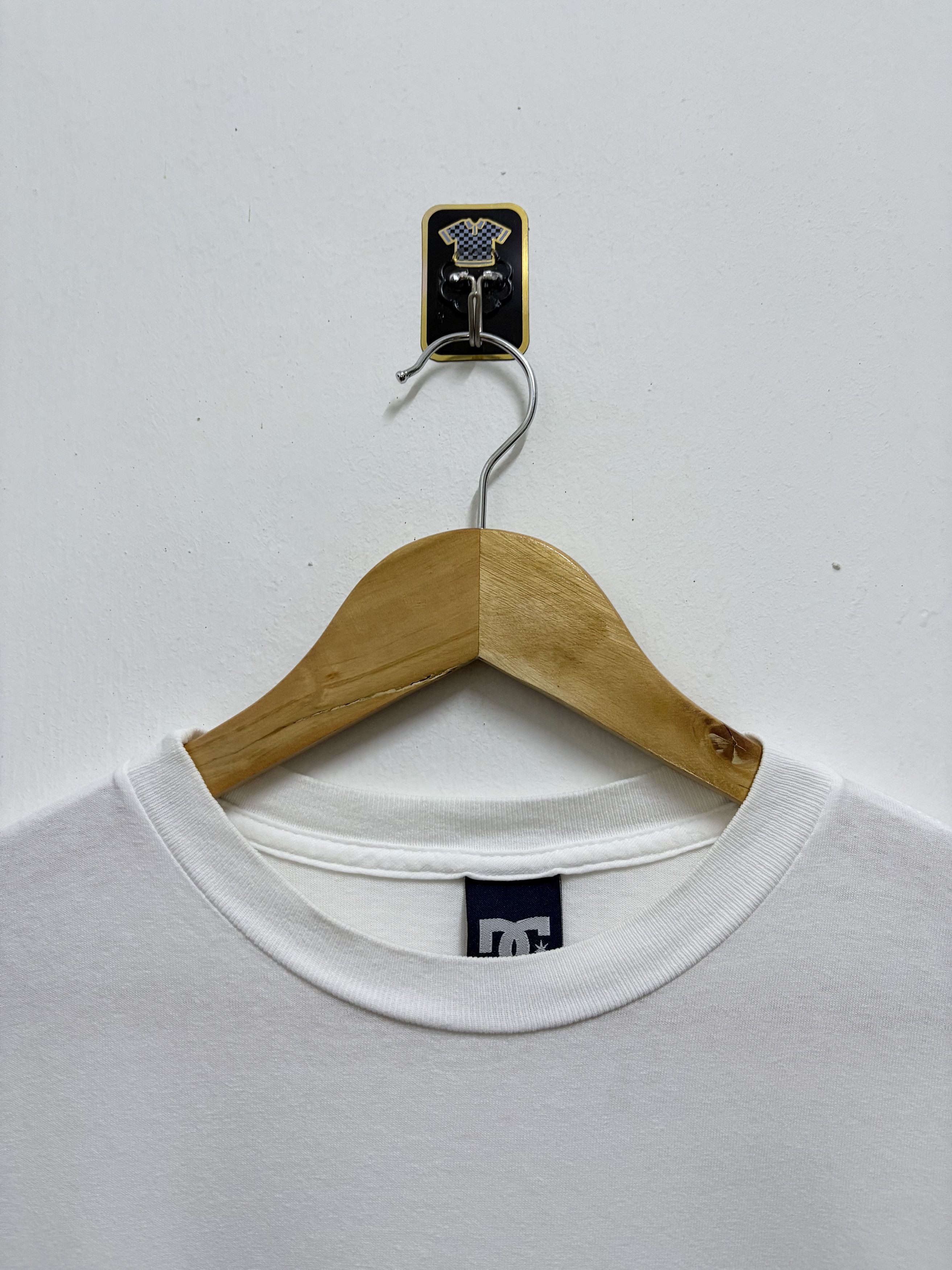 DC 2000's DC Skateboard Ripoff Vintage Stussy Worldwide T-Shirt Size US M / EU 48-50 / 2 - 8 Thumbnail