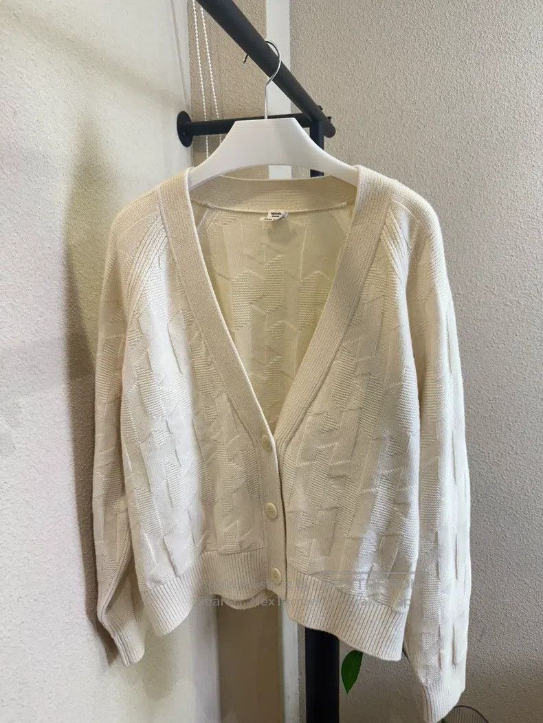 Hermes Hermes Women's Knit Open Cardigan, Cream White Size S / US 4 / IT 40 - 1 Thumbnail