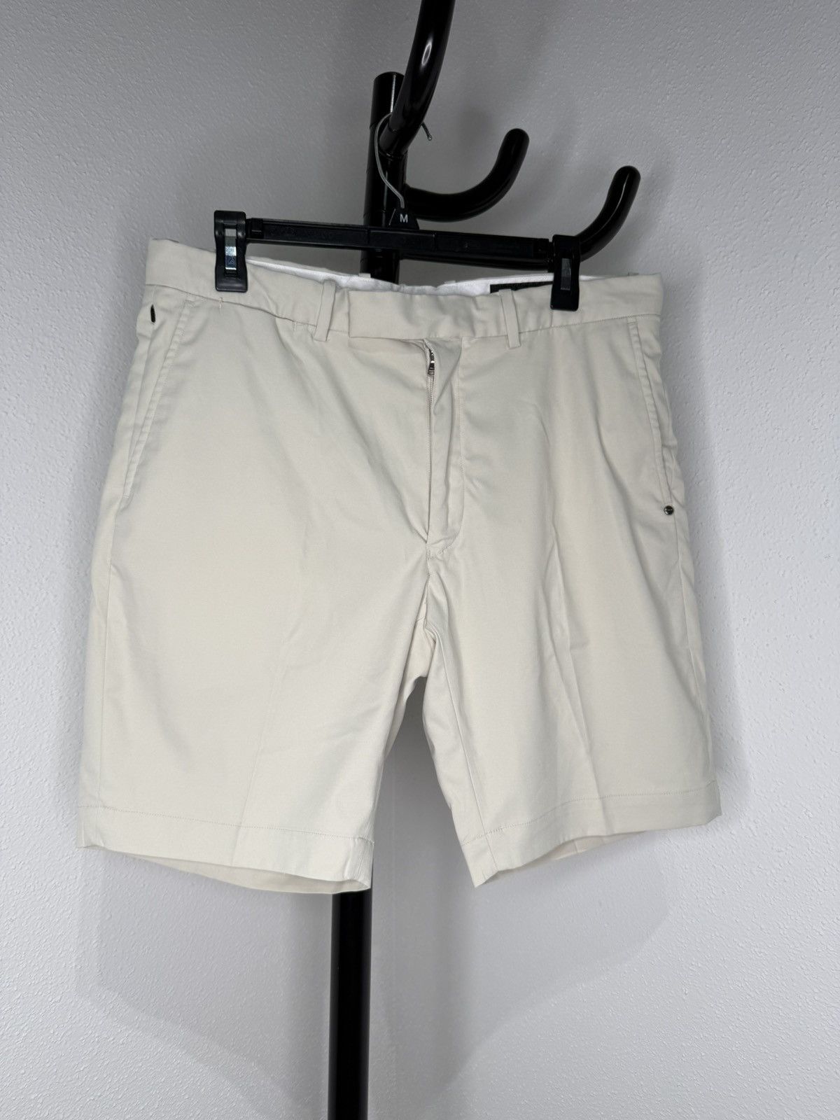 Polo Ralph Lauren Polo Ralph Lauren RLX Tailored Fit Shorts Size US 34 / EU 50 - 1 Thumbnail