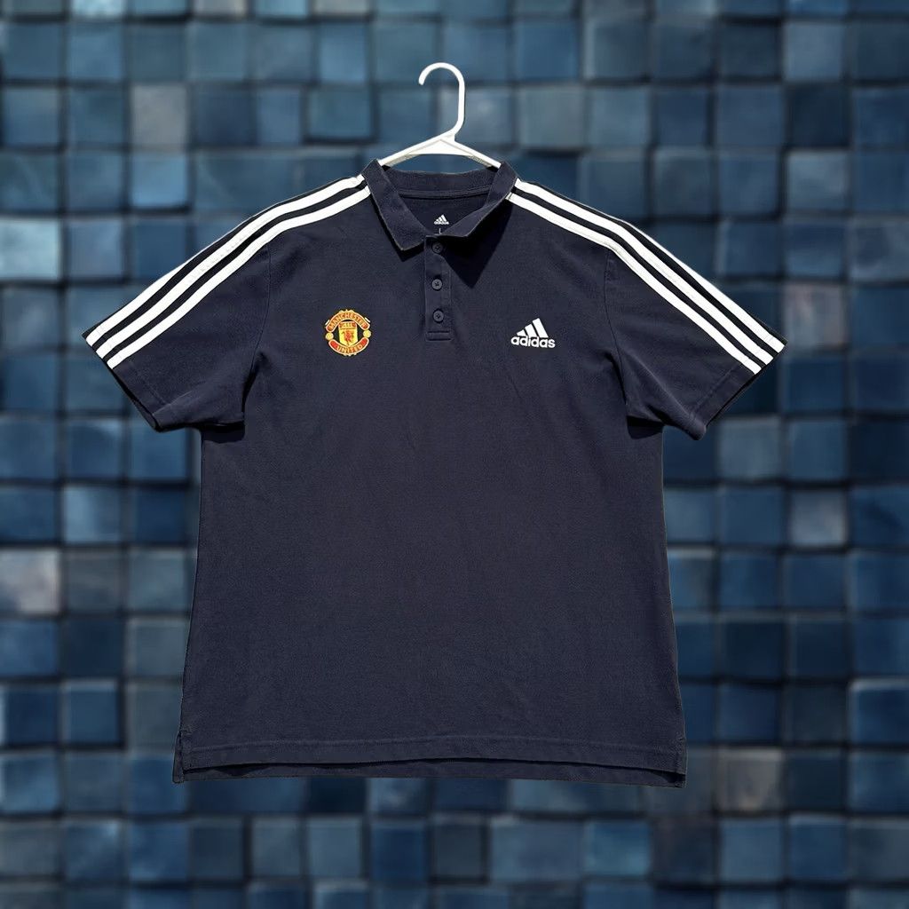 Adidas Manchester United adidas Shirt Mens Large Navy Blue 3 Stripe Polo Shirt MLS EUC Size US L / EU 52-54 / 3 - 1 Thumbnail