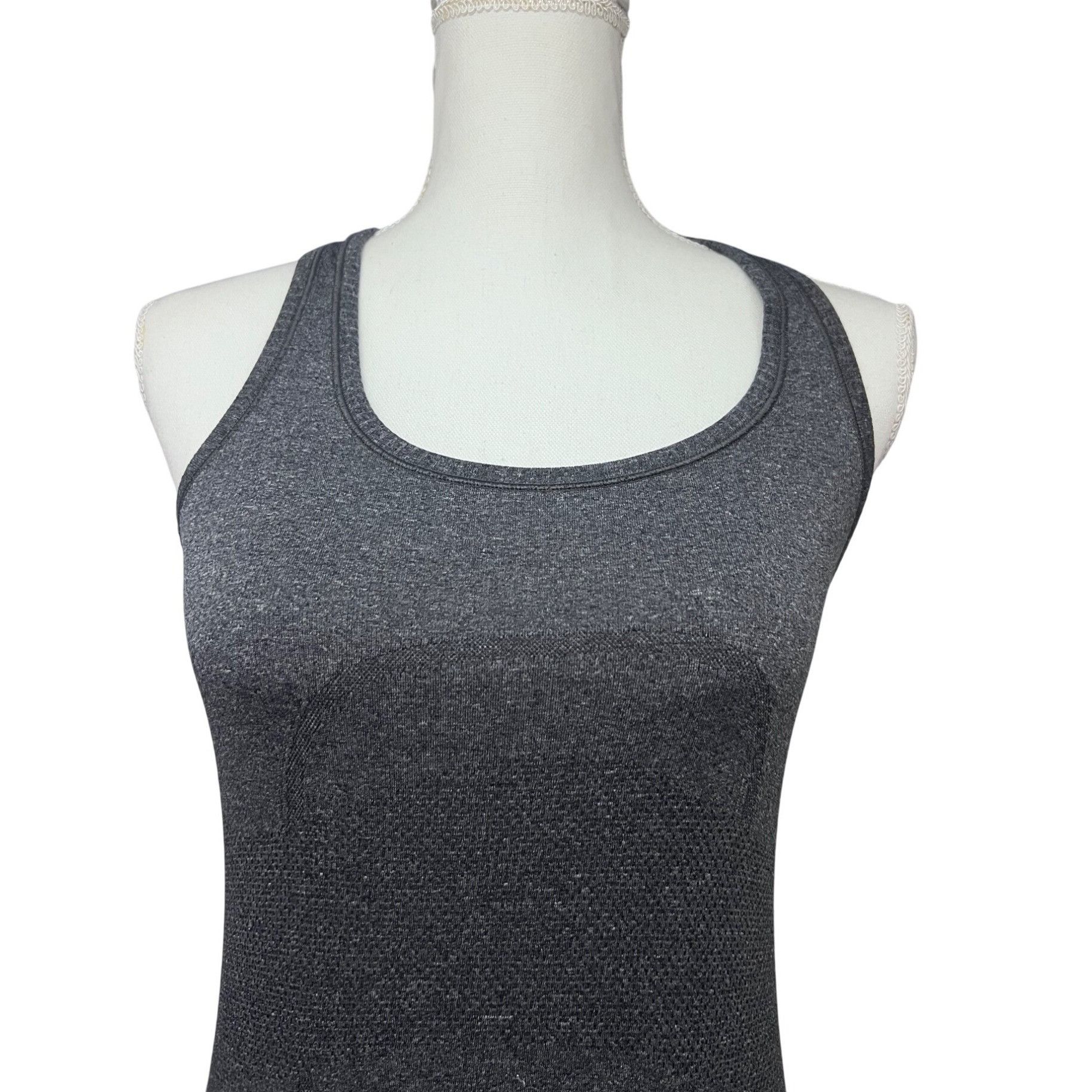 Lululemon Lululemon Swiftly Tech Womens Dark Gray Racerback Tank Top S Size S / US 4 / IT 40 - 5 Thumbnail