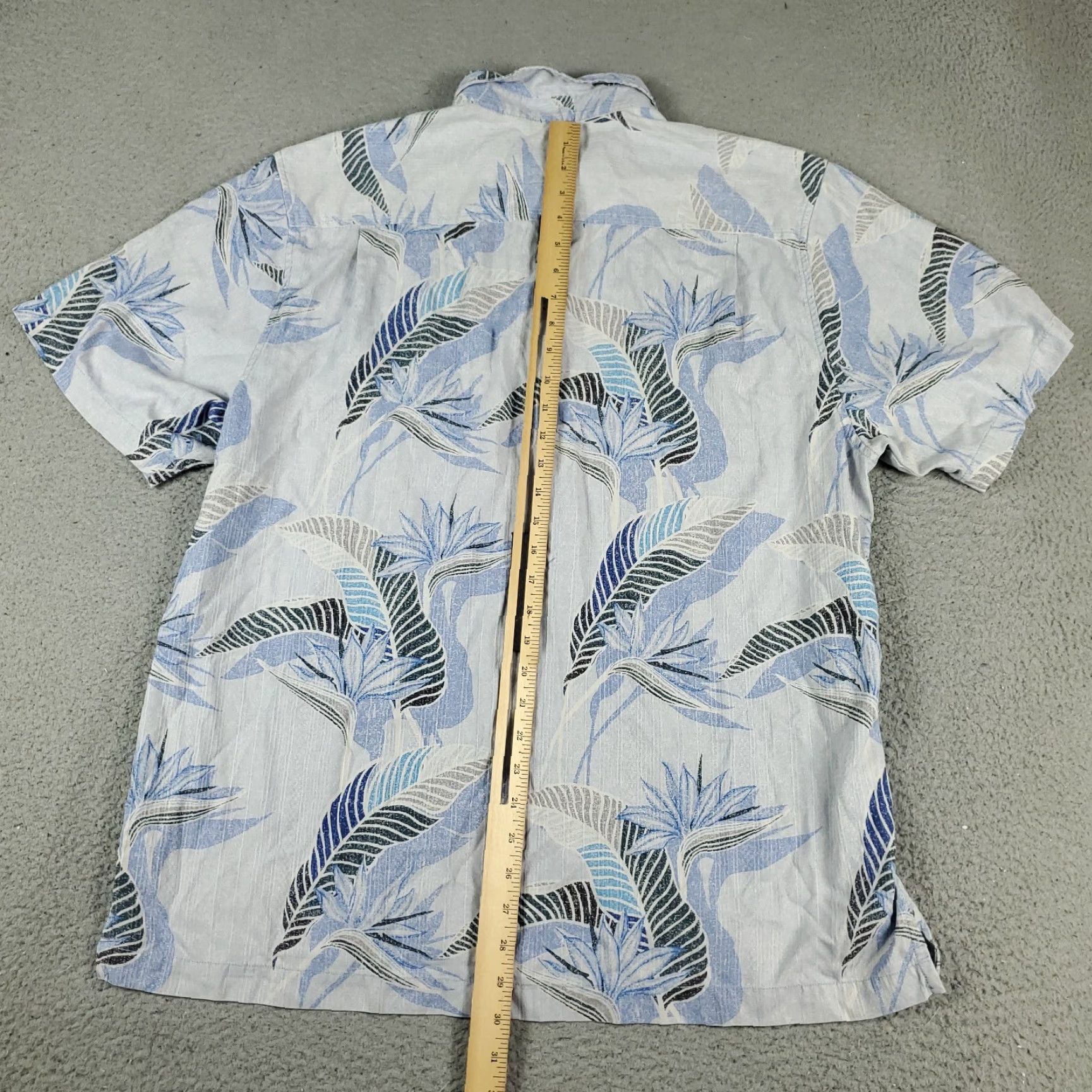 Tommy Bahama Tommy Bahama Shirt Mens XL Blue Floral Button Up Short Sleeve Size US XL / EU 56 / 4 - 3 Thumbnail