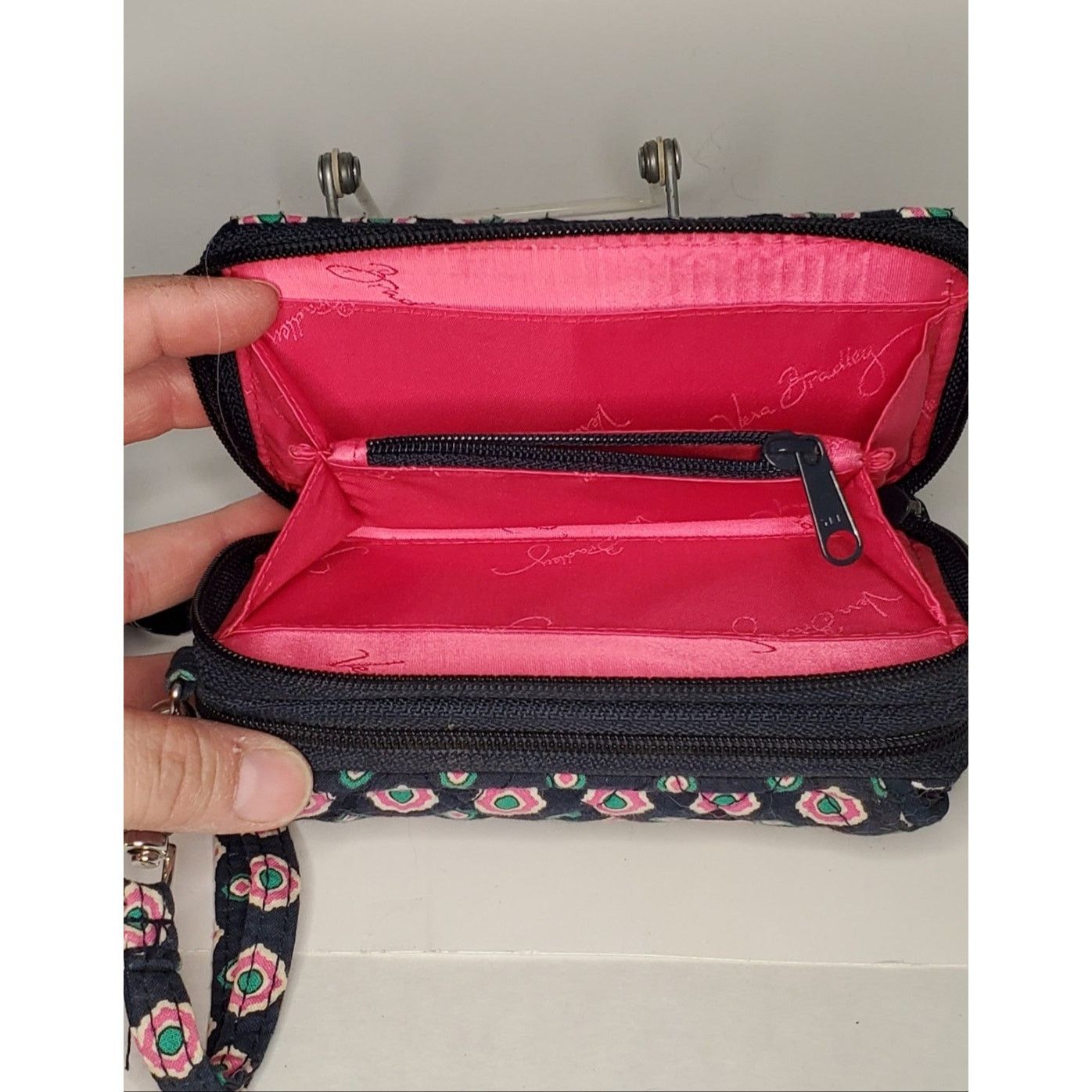 Vera Bradley Vera Bradley Petal Paisley wallet/ wristlet/ crossbody Size ONE SIZE - 4 Thumbnail