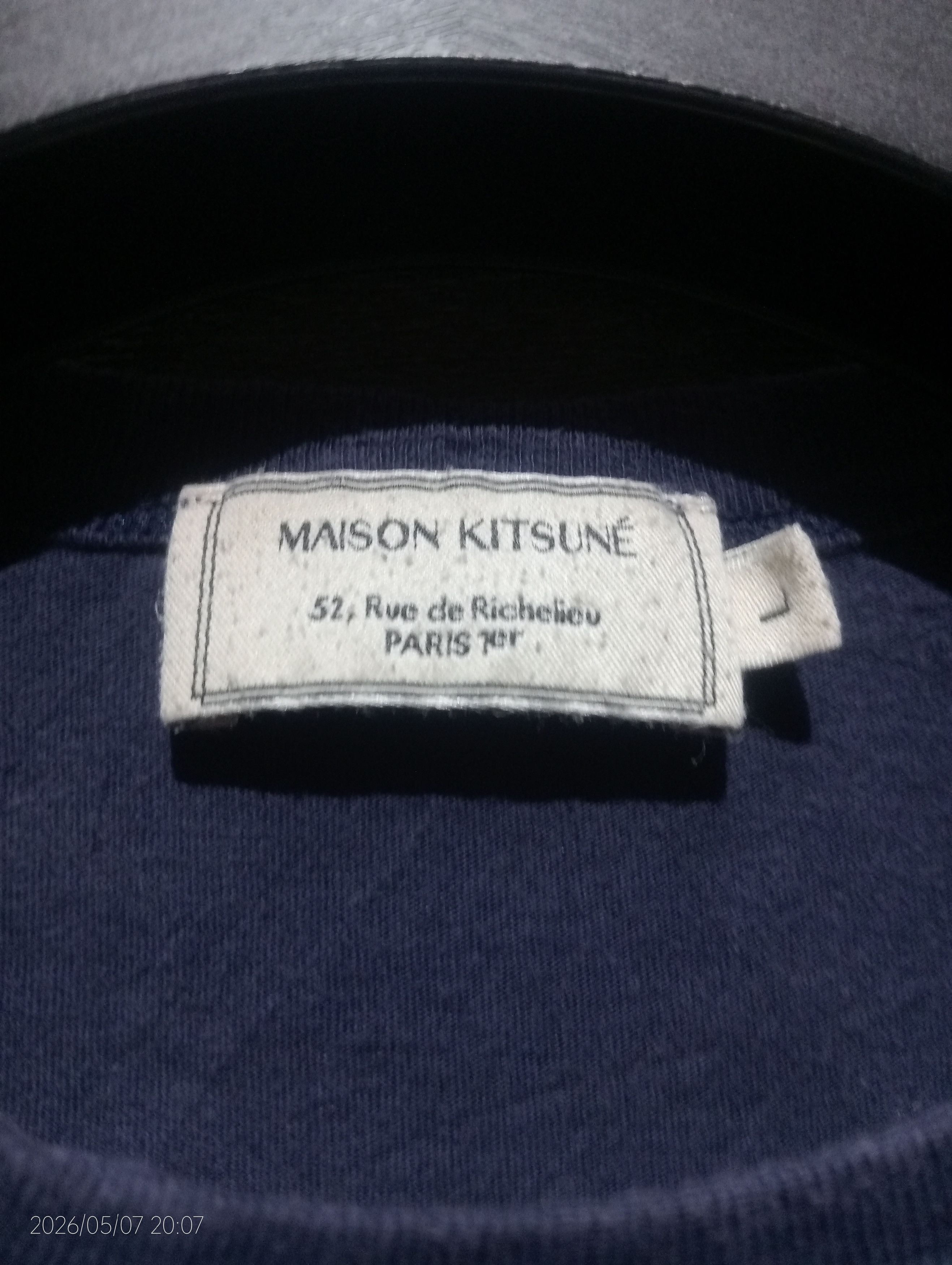 Maison Kitsune Vintage Maison Kitsune Fox Embroidery Tee Very Rare Size US M / EU 48-50 / 2 - 8 Thumbnail