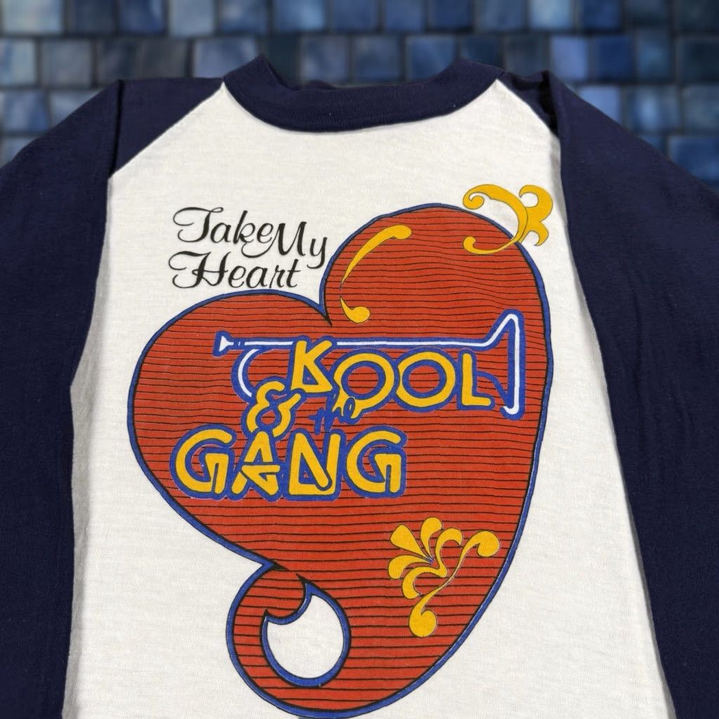 Vintage VINTAGE Kool & The Gang Shirt L Men White 80s Band Raglan 3/4 Sleeve Single Stitch Cotton Polyester Logo Size US L / EU 52-54 / 3 - 1 Thumbnail