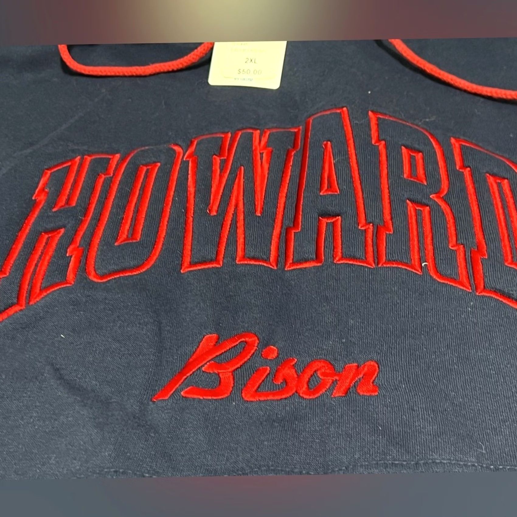 Vintage VINTAGE Foot Locker Howard Bison Campus Pullover Hoodie XXL Embroidered Men’s Size US XXL / EU 58 / 5 - 4 Thumbnail