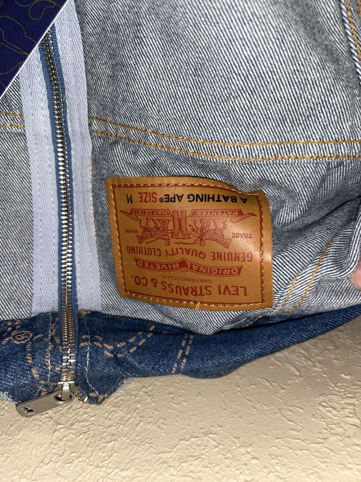 Bape Bape levis collab japan exclusive Size US M / EU 48-50 / 2 - 3 Thumbnail