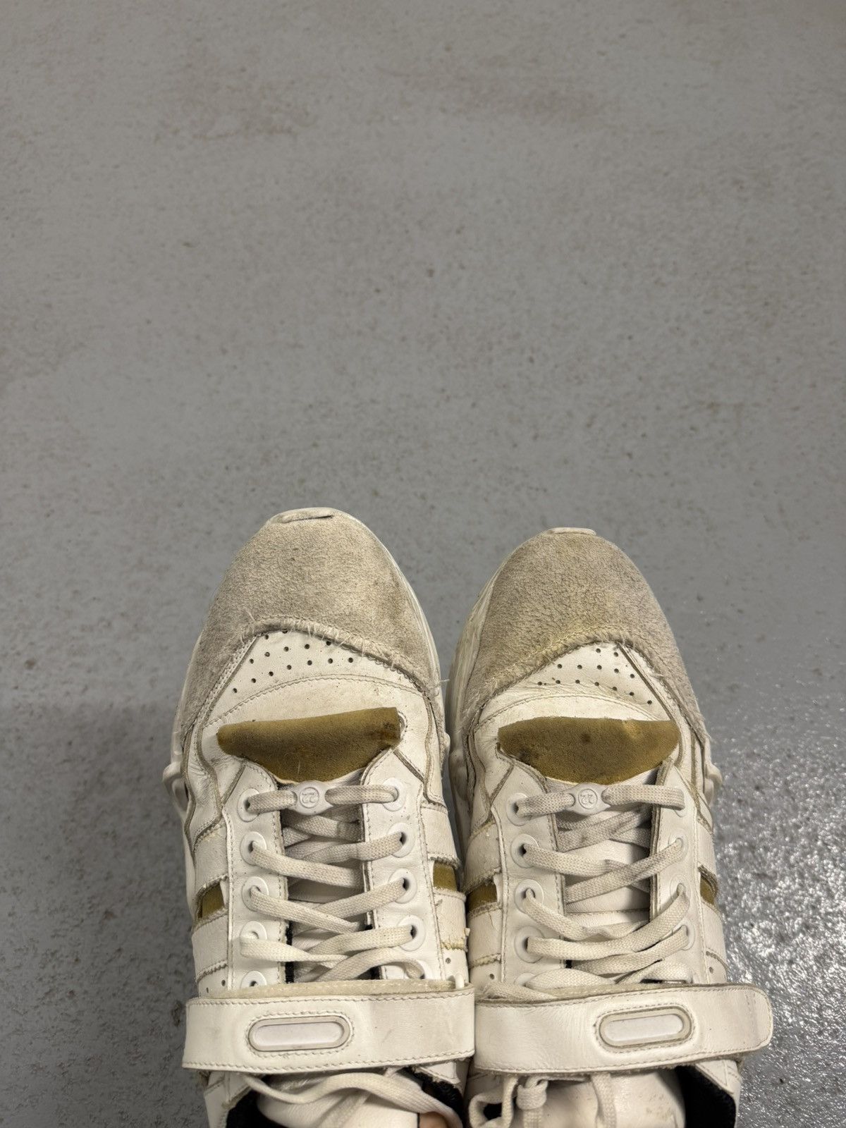Maison Margiela Maison Margiela Retrofit Mid Top Chunky Sneakers Size US 11 / EU 44 - 10 Thumbnail