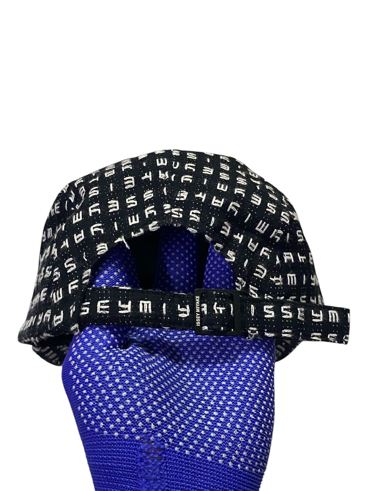 Issey Miyake Rare🔥2000s Issey Miyake Black Jacquard 5 Panel Hat Size ONE SIZE - 16 Thumbnail