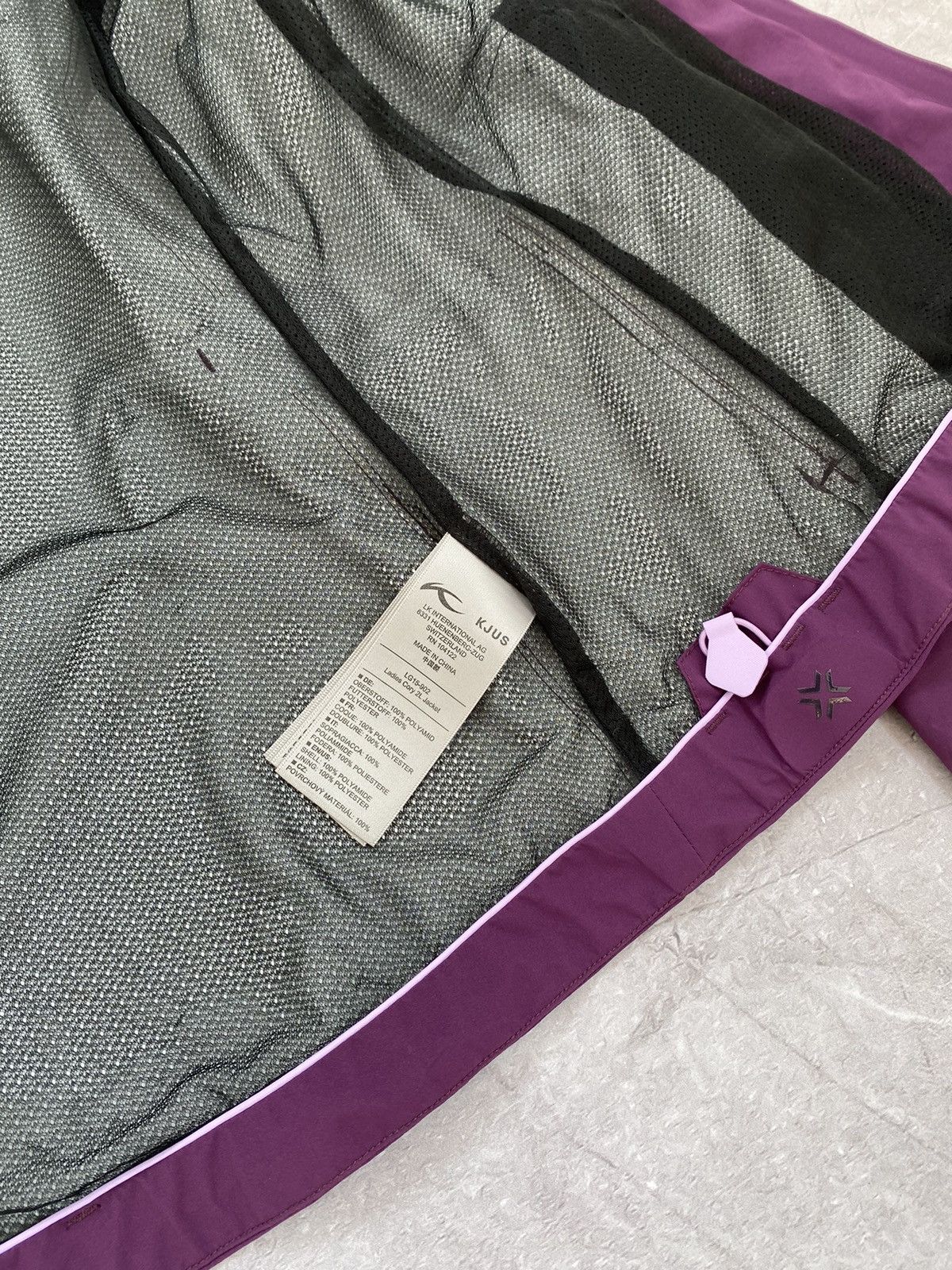 KJUS Basic Kjus Ladies Cory 2L Light Outdoor Gorpcore Jacket Size S / US 4 / IT 40 - 14 Thumbnail