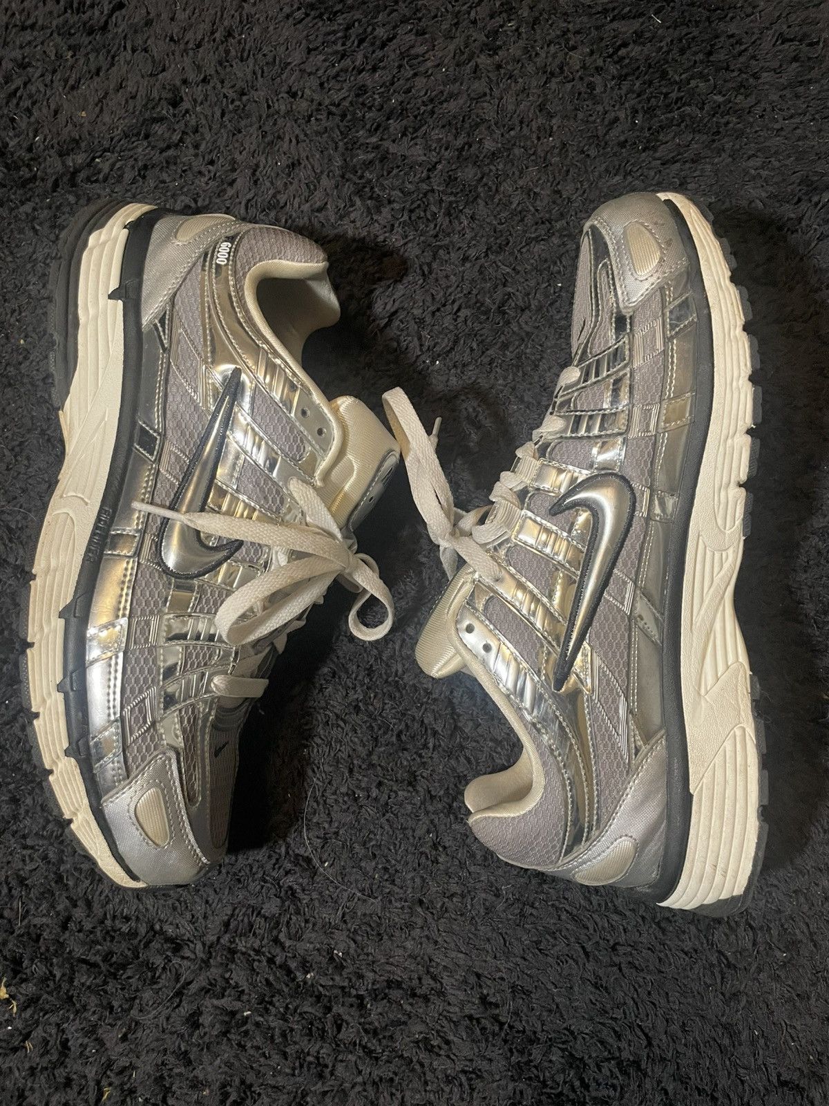 Nike Nike P-6000 Metallic Silver Size US 11 / EU 44 - 8 Thumbnail
