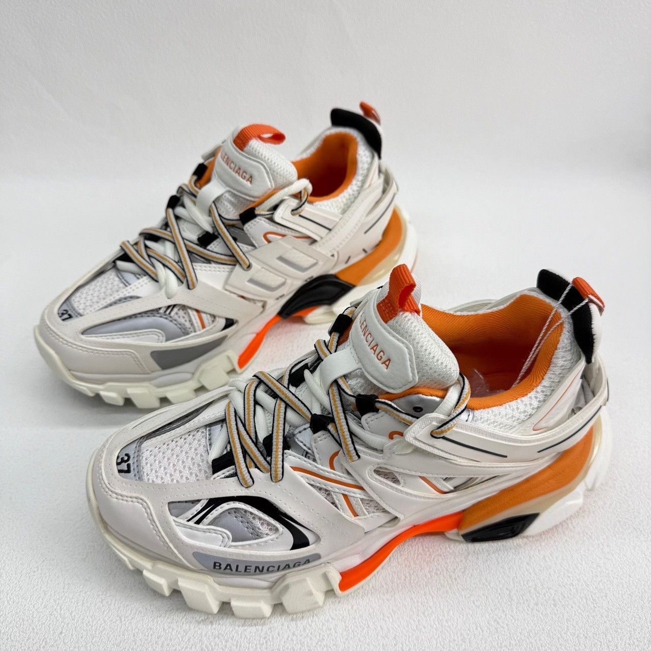 Balenciaga Balenciaga Distressed White Lowtop Sneakers us_6-5 Women Size US 6.5 / IT 36.5 - 1 Thumbnail