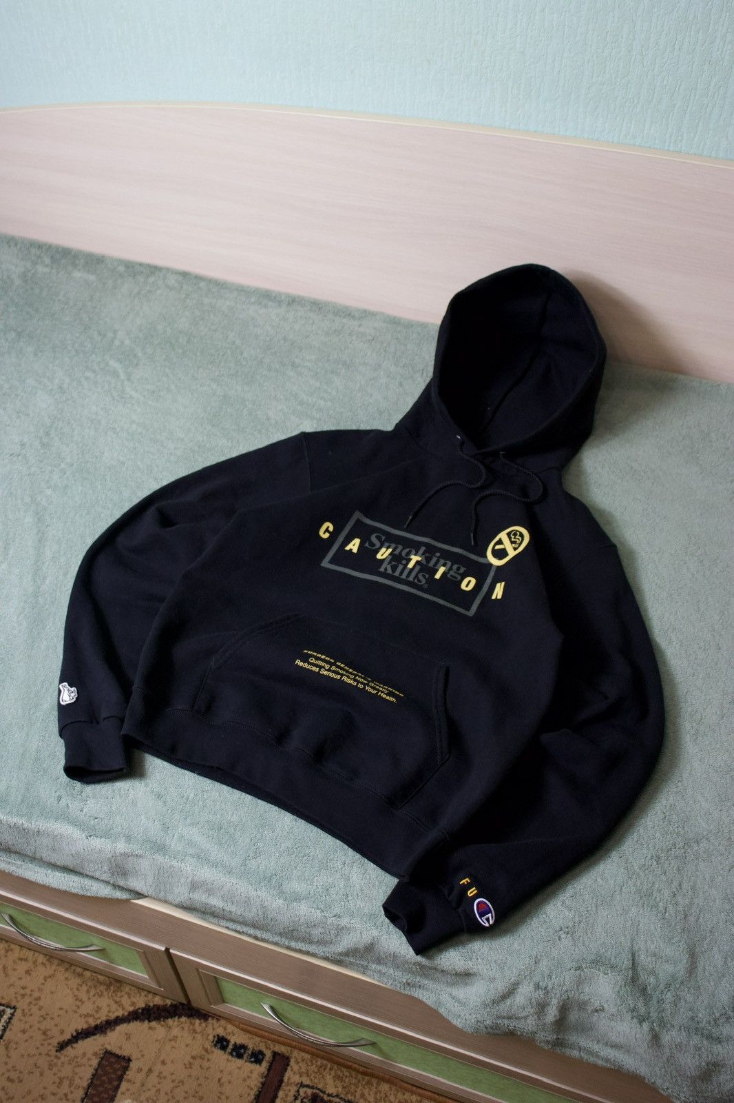 Champion Champion x #FR2 fxxking rabbits “smoking kills” hoodie Size US S / EU 44-46 / 1 - 3 Thumbnail