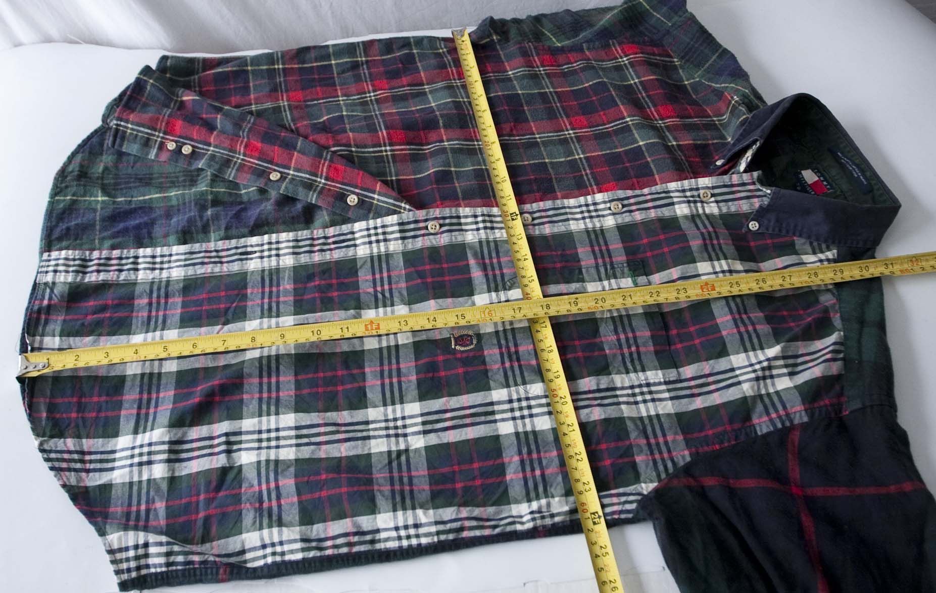 Tommy Hilfiger × Vintage Vintage Tommy Hilfiger Shirt Size L /XL Lion Crest Plaid Size US L / EU 52-54 / 3 - 4 Thumbnail