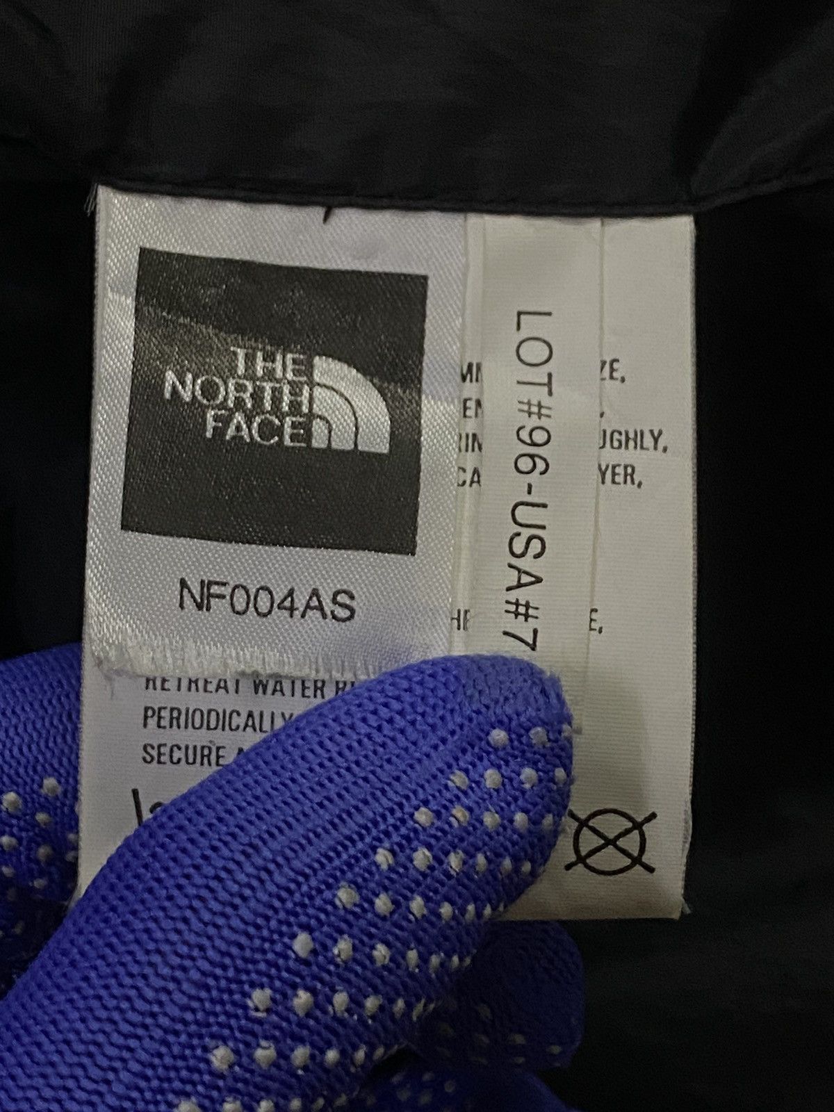 The North Face Vintage The North Face Nuptse Puffer Jacket Size US L / EU 52-54 / 3 - 11 Thumbnail
