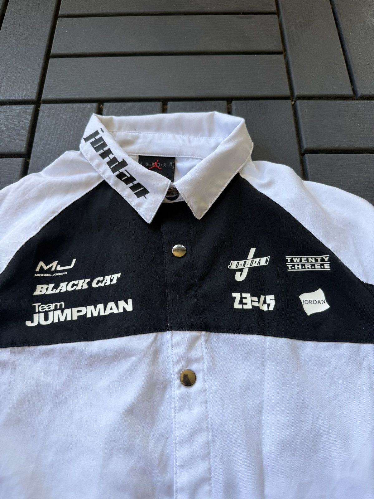 Jordan Brand Jordan black and white button up shirt small Size US S / EU 44-46 / 1 - 3 Thumbnail