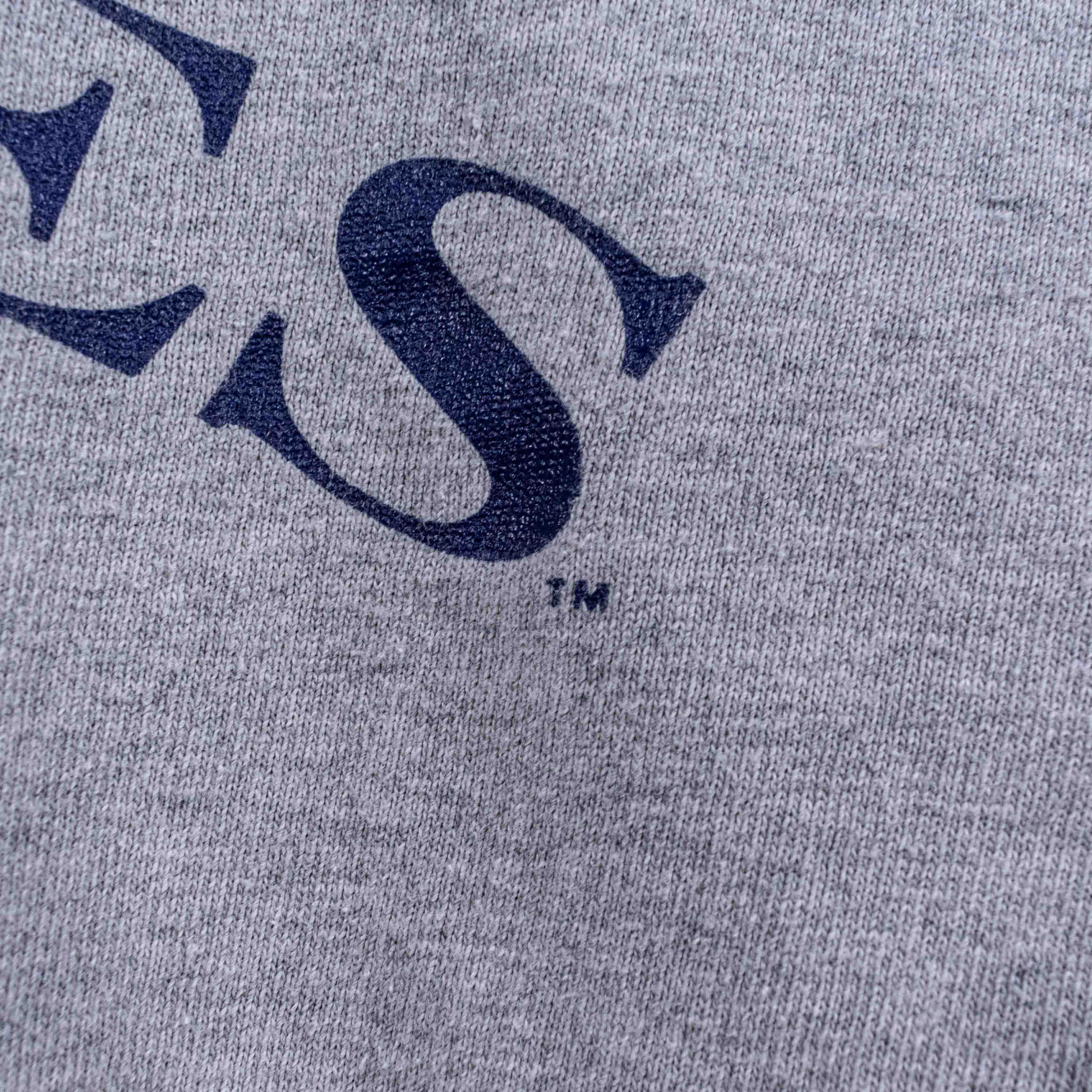 Champion × Vintage UCONN Huskies Champion T-Shirt Long Sleeve Connecticut Size US M / EU 48-50 / 2 - 6 Thumbnail