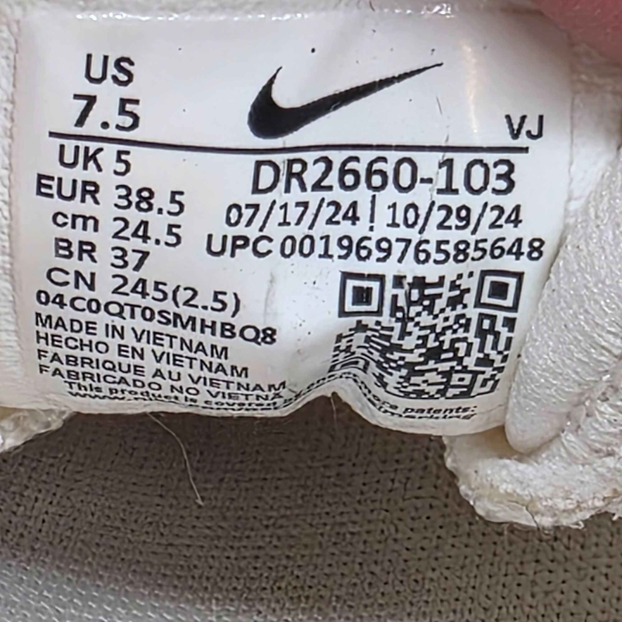Nike Nike ZoomX Invincible Run Fk 3 Womens Size 7.5 White Photon Size US 7.5 / IT 37.5 - 6 Thumbnail