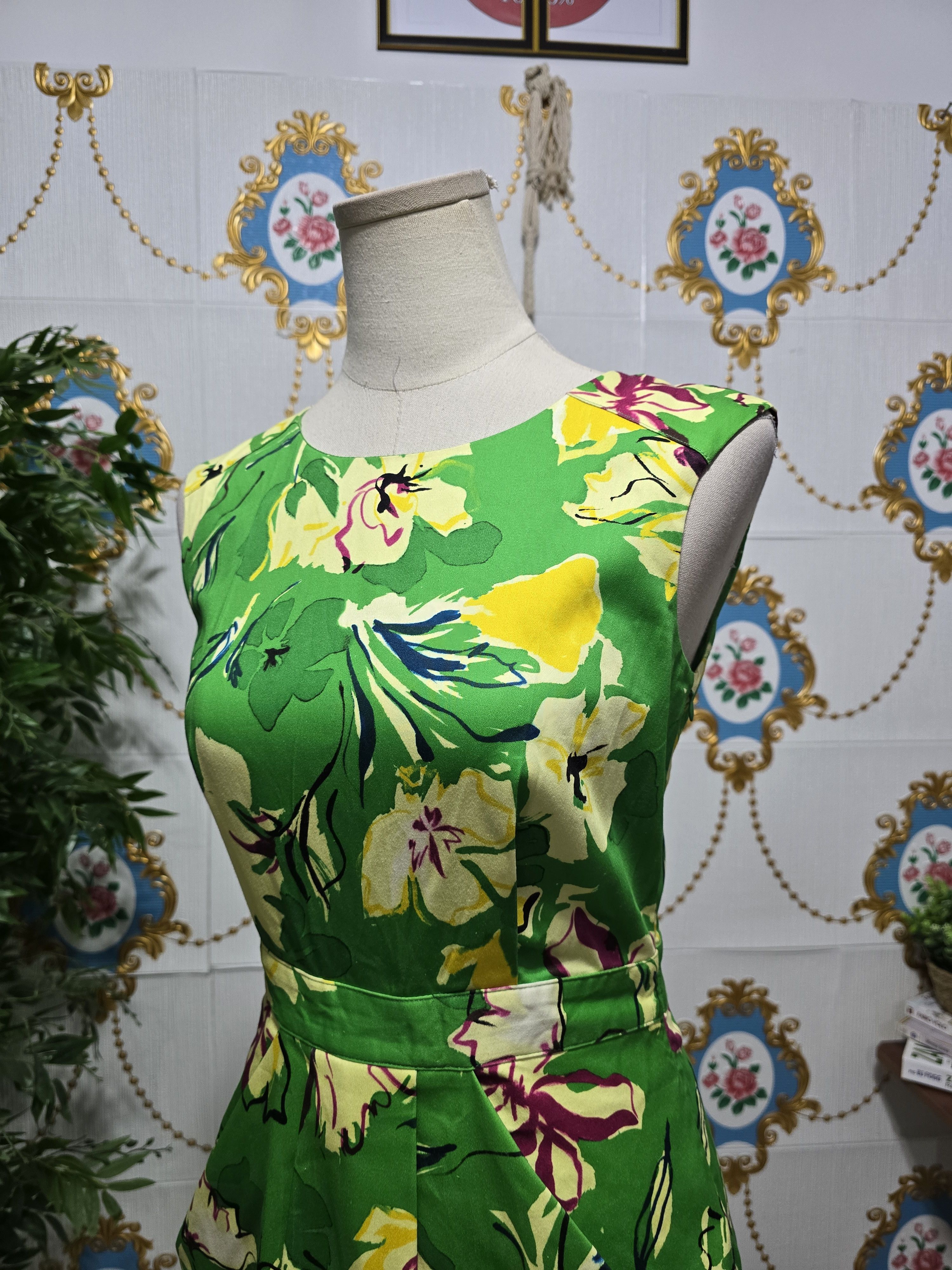 Blumarine BLUMARINE Blugirl green floral print casual cotton dress. Size M / US 6-8 / IT 42-44 - 6 Thumbnail