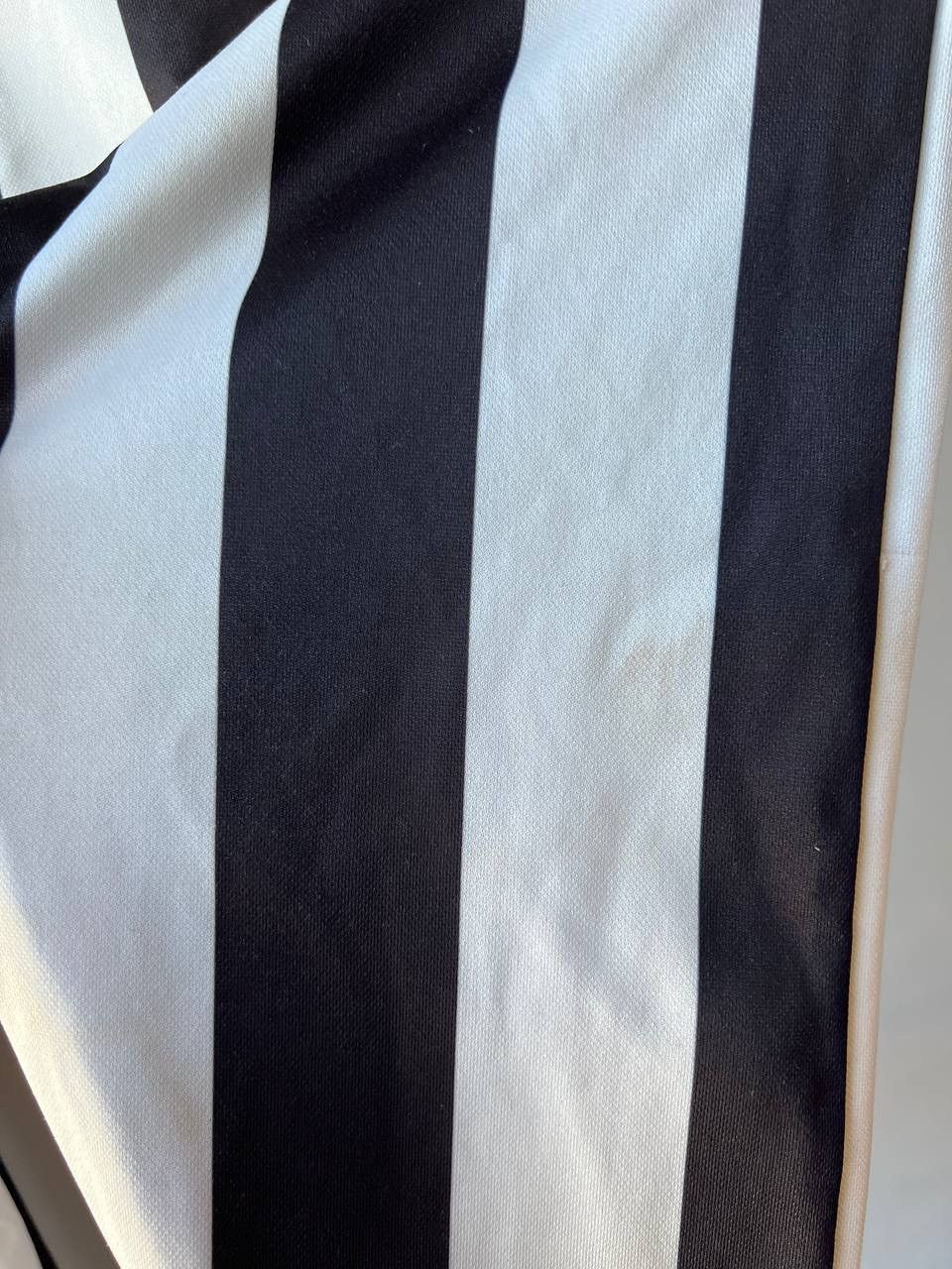 Puma 2018/19 NEWCASTLE UNITED #11 PUMA HOME SOCEER FOOTBALL SHIRT Size US L / EU 52-54 / 3 - 22 Thumbnail