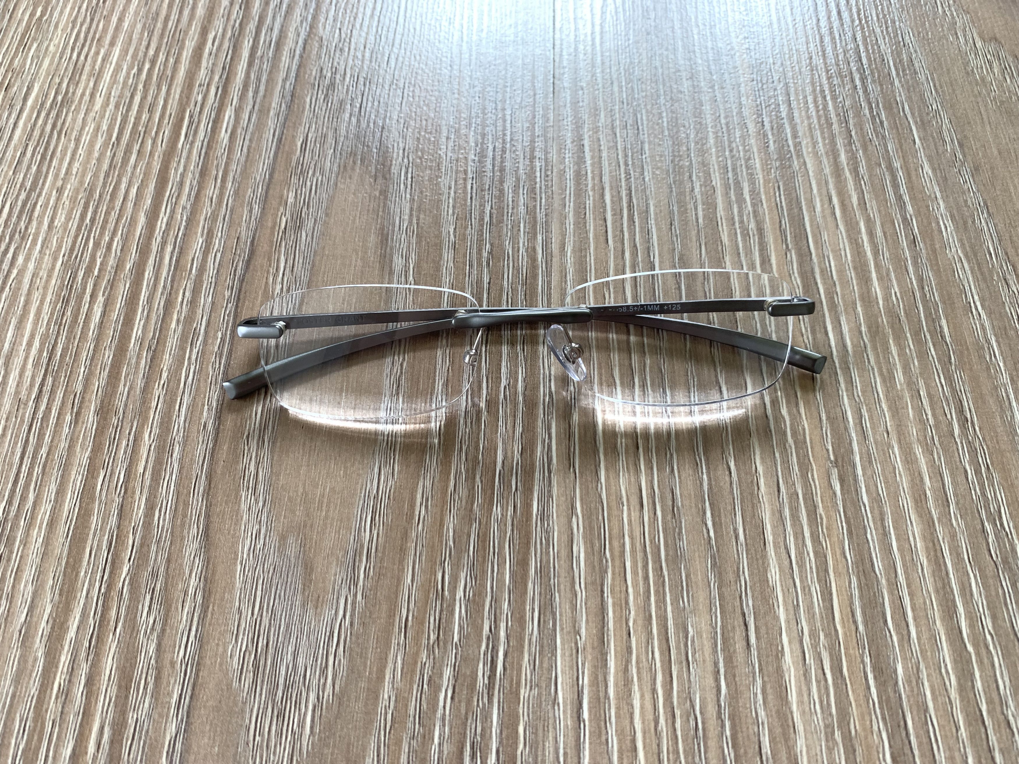 Designer Foster Grant Glasses +125 Size ONE SIZE - 2 Thumbnail