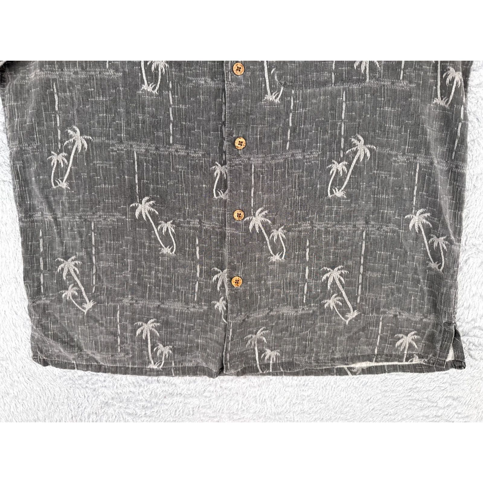 Vintage Banana Cabana Shirt Men Medium Gray Palm Tree 100% Silk Hawaiian Button Up Size US M / EU 48-50 / 2 - 5 Thumbnail
