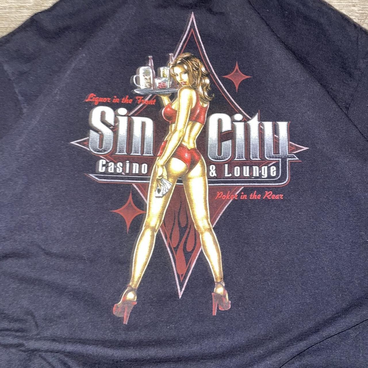 If Six Was Nine × Vintage Vintage Y2K Faded Black Sin City Casino Lounge Graphic Tee Size US L / EU 52-54 / 3 - 2 Thumbnail