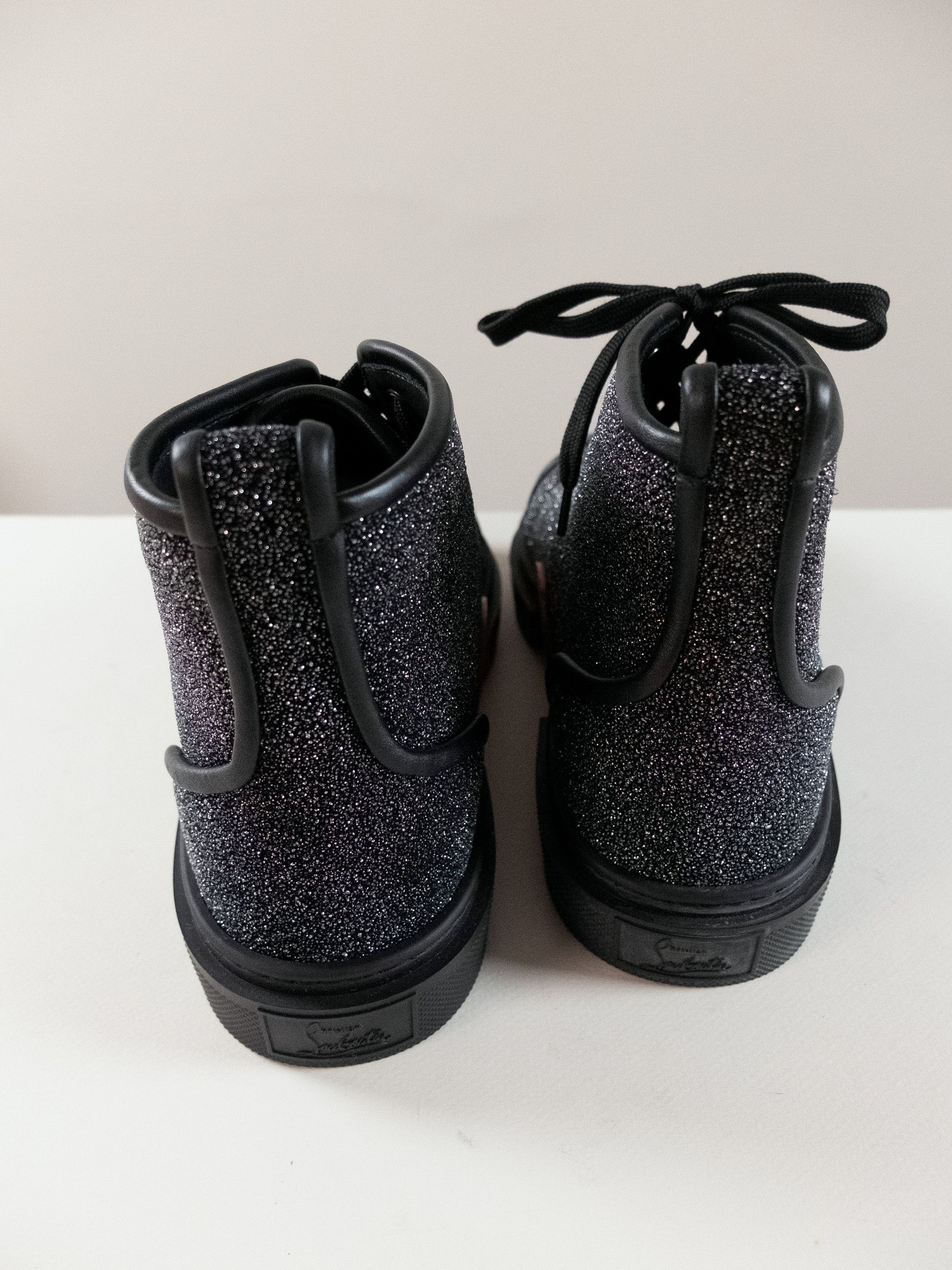 Christian Louboutin CHRISTIAN LOUBOUTIN Adolon black leather glitter sneakers Size US 11 / EU 44 - 6 Thumbnail