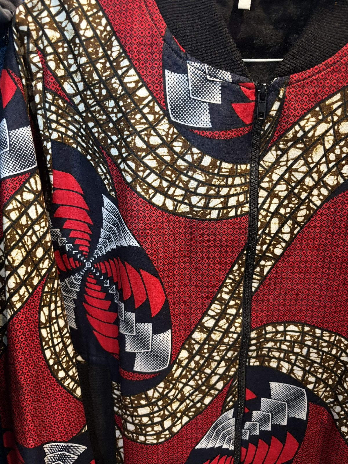 Japanese Brand Japanese Red Patterned Bomber 🐲 Size US L / EU 52-54 / 3 - 10 Thumbnail