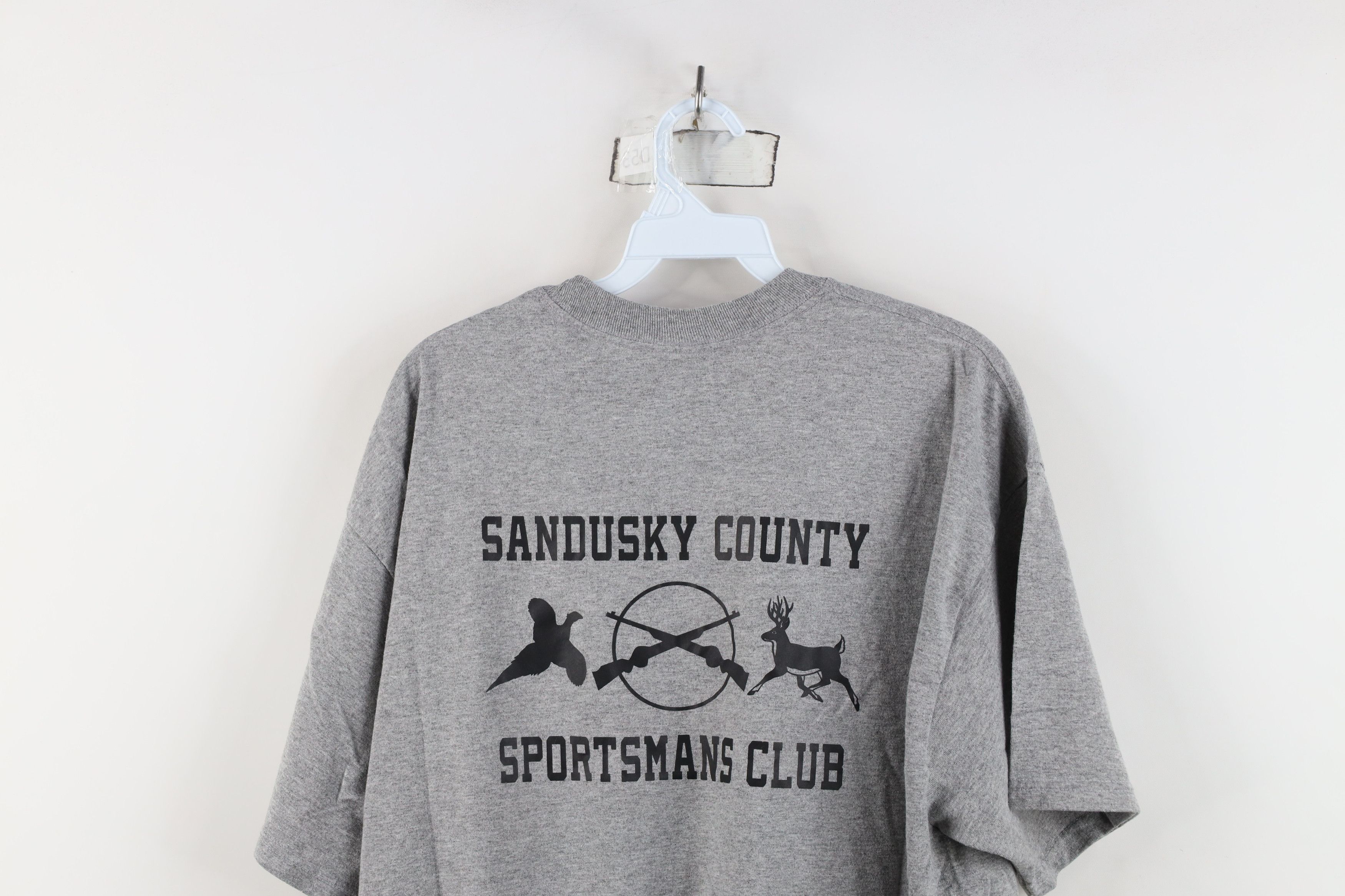 Vintage Vintage Sandusky Country Sportsman Club Hunting T-Shirt Size US XL / EU 56 / 4 - 10 Thumbnail