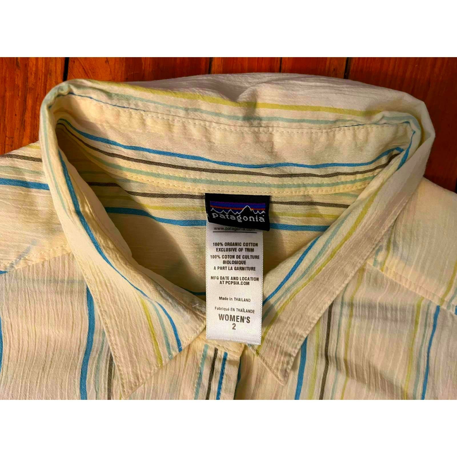 Patagonia Patagonia Womens Size 2 Button-Down Shirt in good condition. Size S / US 4 / IT 40 - 5 Thumbnail