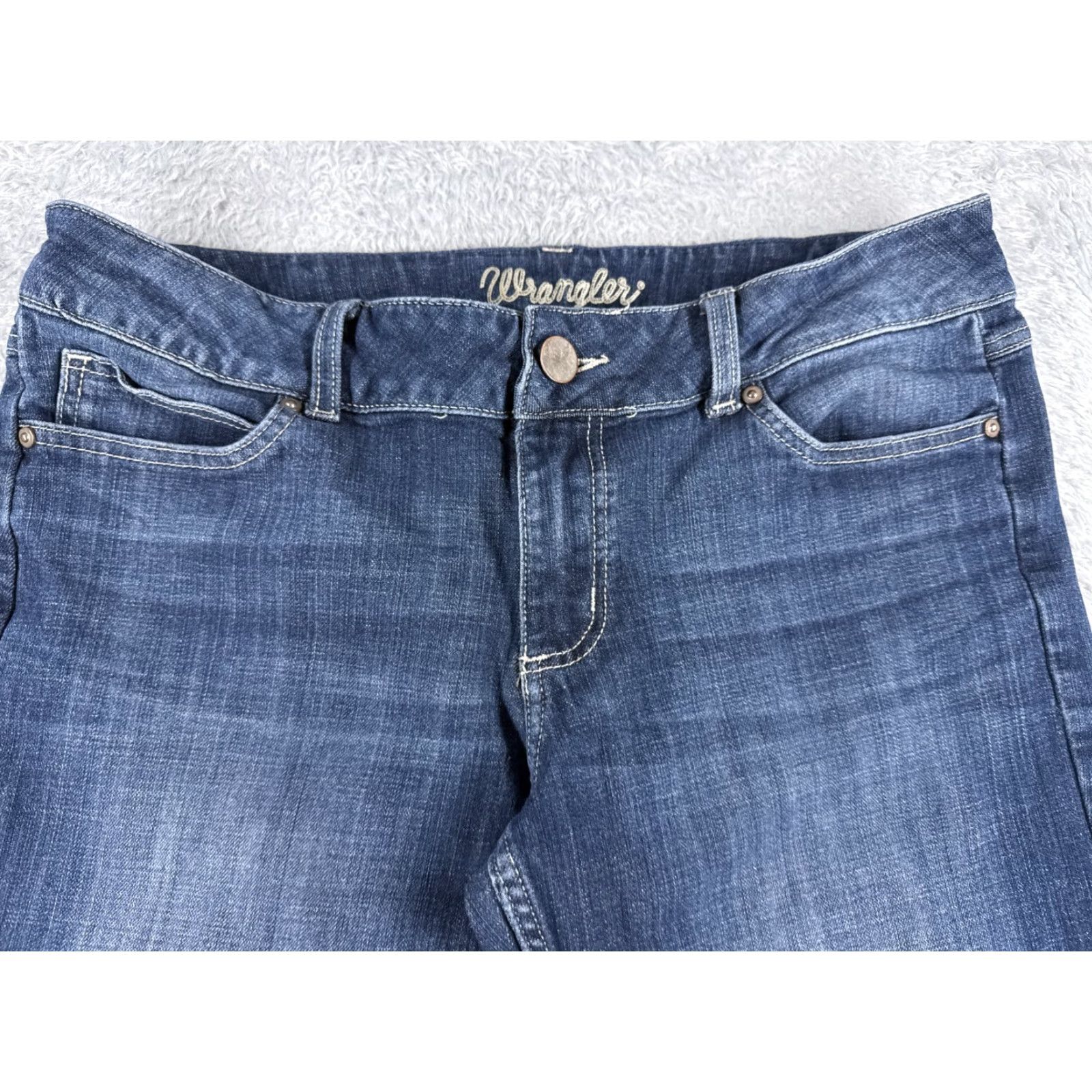 Wrangler Wrangler Jeans Women 13 Blue Denim Bootcut Embroidered Cotton Western 33x27 Regular Inseam 27" Pants 5-Pocket Southwestern Cowboy Designer Mens Size 34" / US 12 / IT 48 - 4 Thumbnail