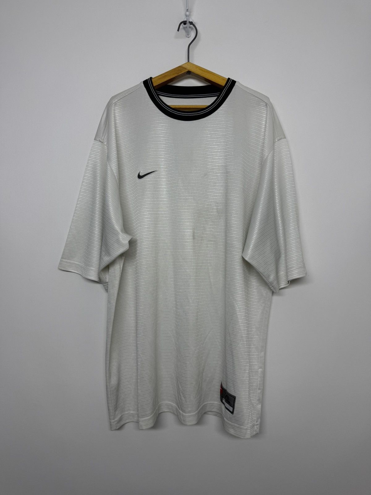 Nike Vintage Nike Y2k Team t shirt 00’s Size US XL / EU 56 / 4 - 4 Thumbnail