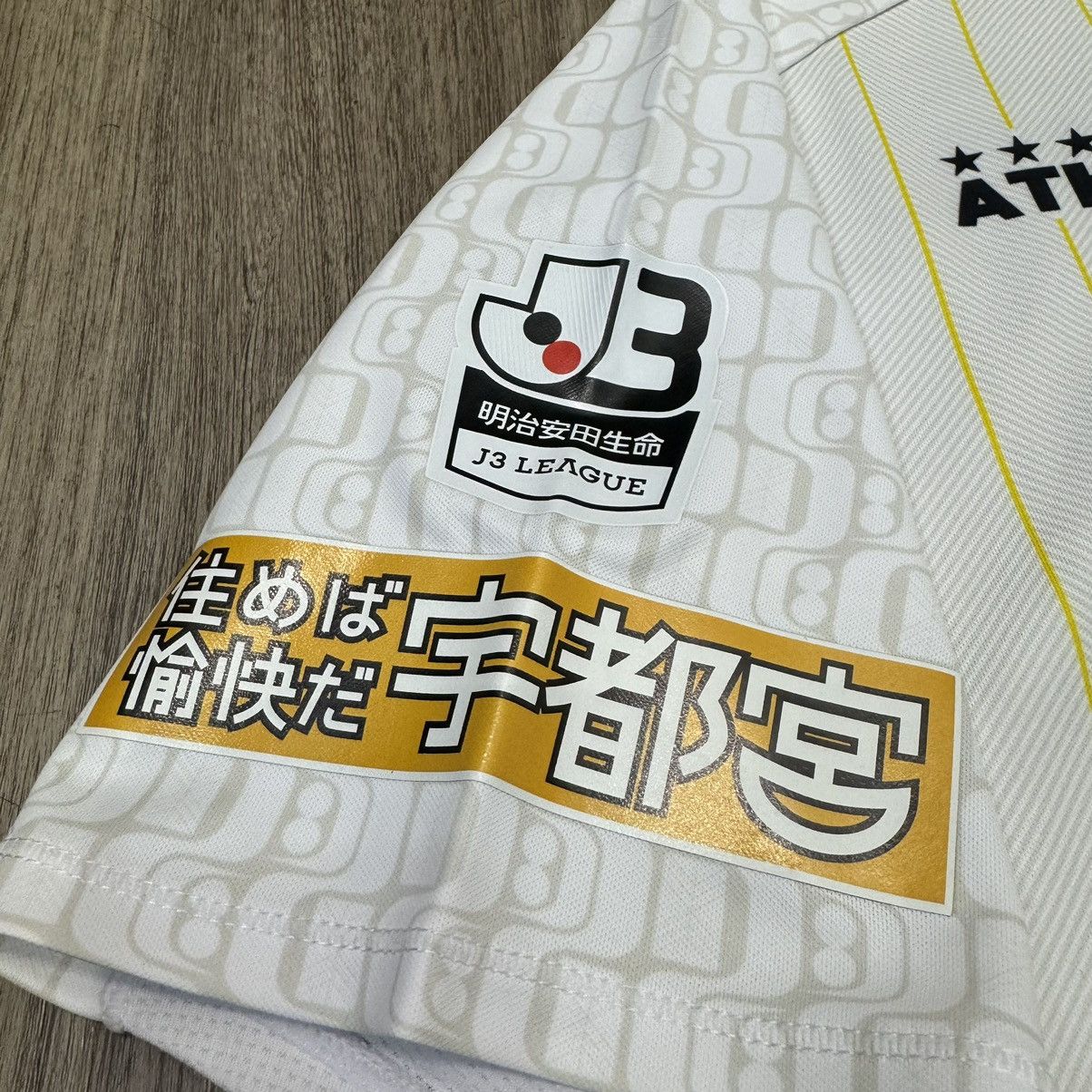 Other Tochigi SC 2016 away shirt Size US M / EU 48-50 / 2 - 6 Thumbnail