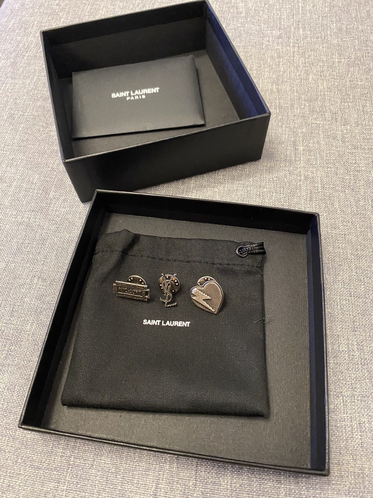 Saint Laurent Paris Saint Laurent razor blade 3 pin set Size ONE SIZE - 7 Thumbnail