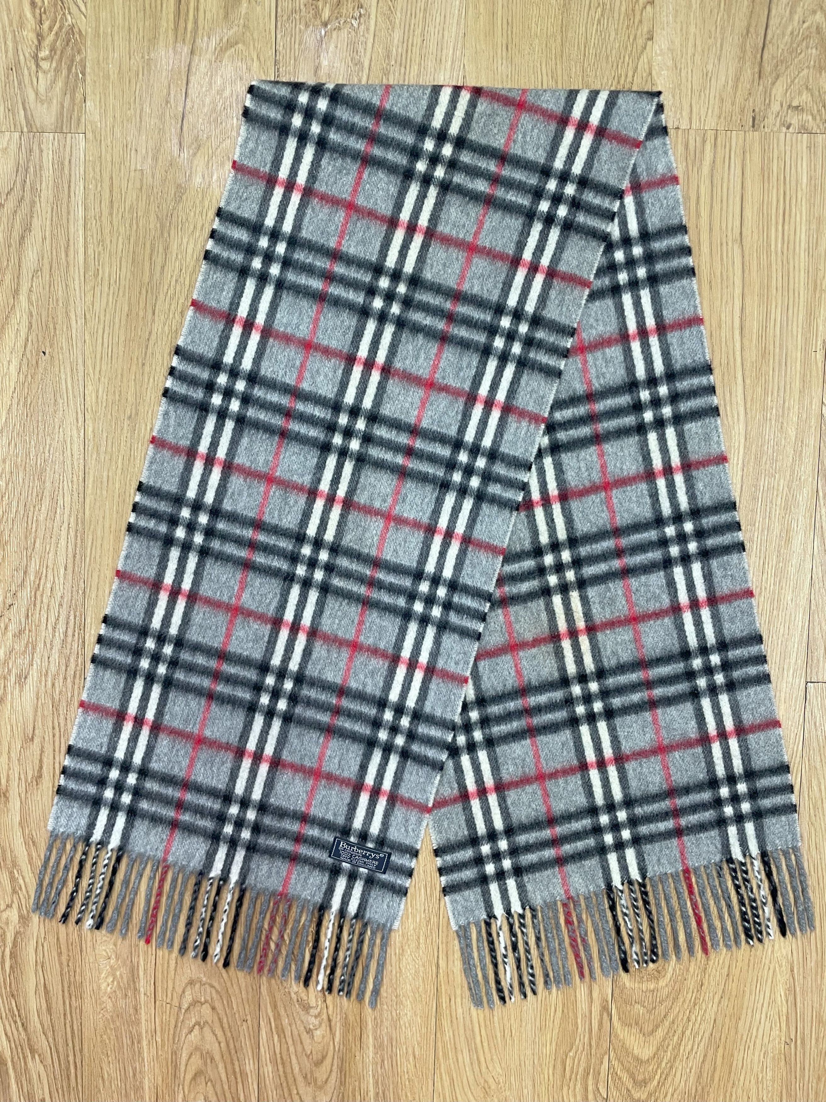Burberry Burberrys Scarf / Muffler - 6192 Size ONE SIZE - 7 Thumbnail