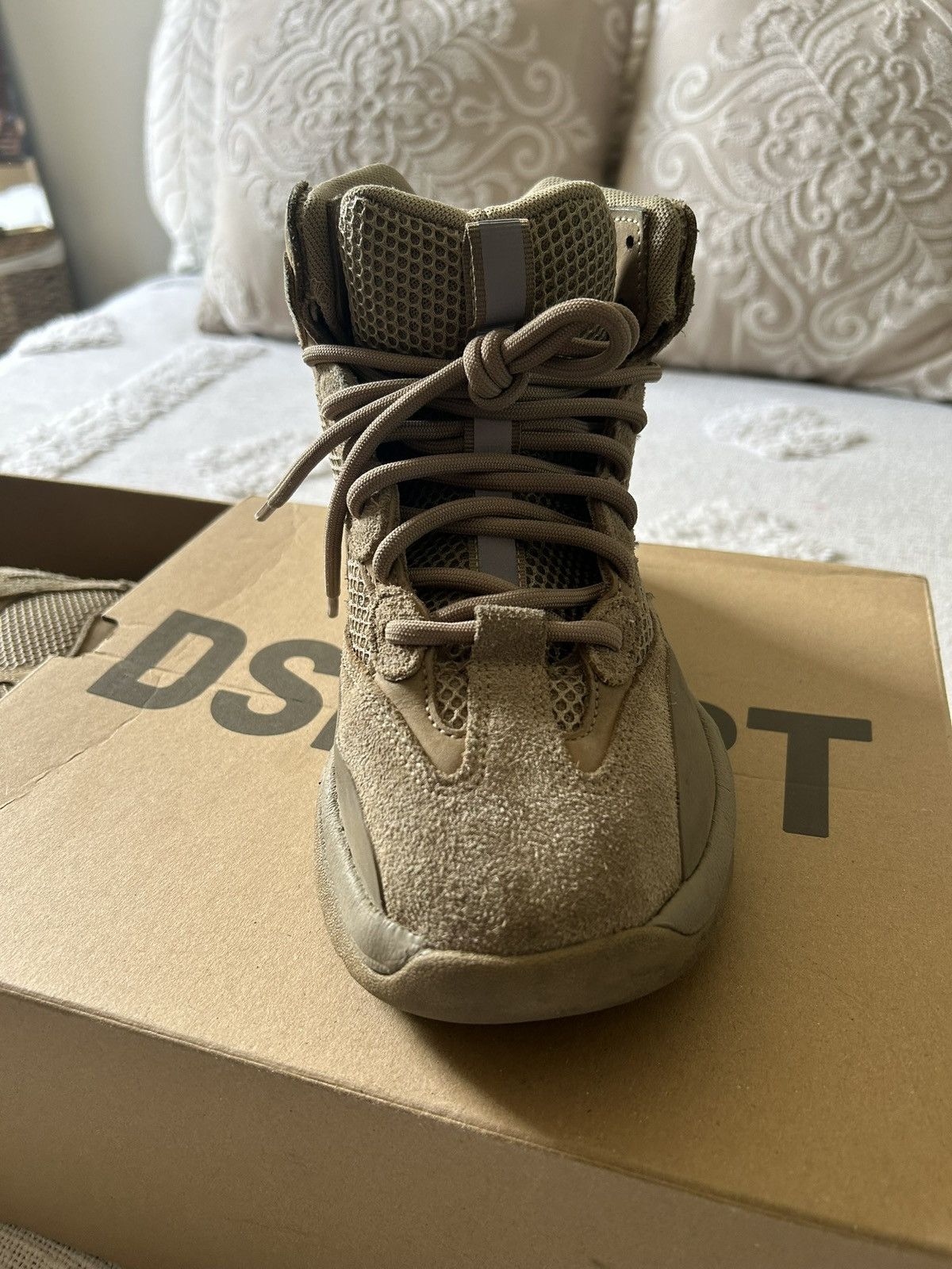 Yeezy Adidas Yeezy Desert Boot Size US 6 / IT 36 - 3 Thumbnail
