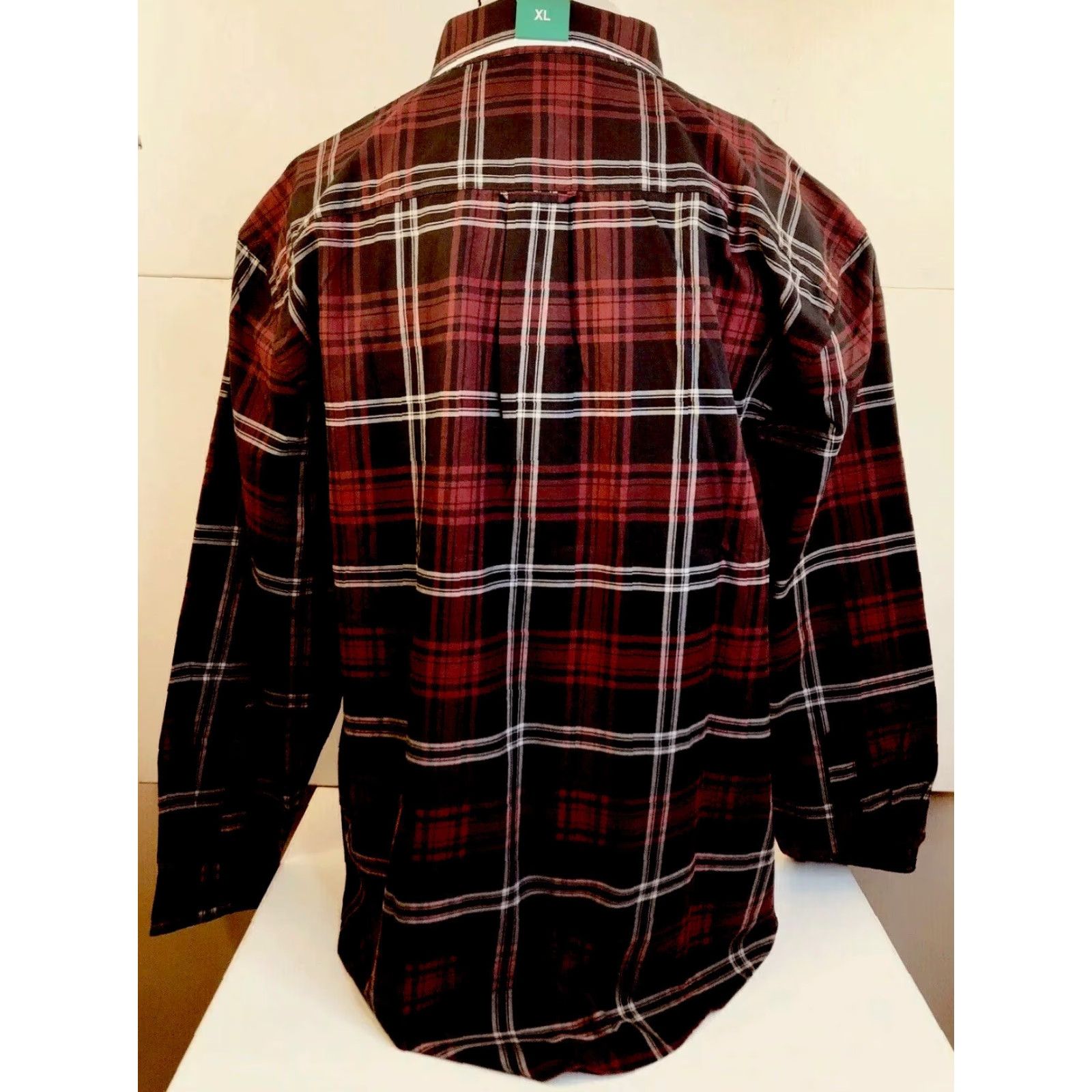 Orvis Orvis Shirt Mens XL Twill Plaid Red/Black/White FLY FISHING Button-Up Long Sleeve Tic Plaid Pattern Wood Patterned Plaid Fish Theme Size US XL / EU 56 / 4 - 4 Thumbnail