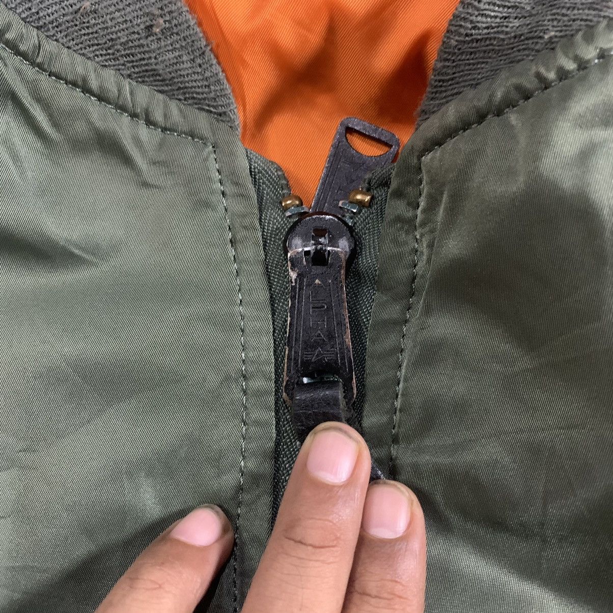 Alpha Industries × Vintage Vintage 1968 alpha industries MA 1 bomber jacket Size US L / EU 52-54 / 3 - 4 Thumbnail
