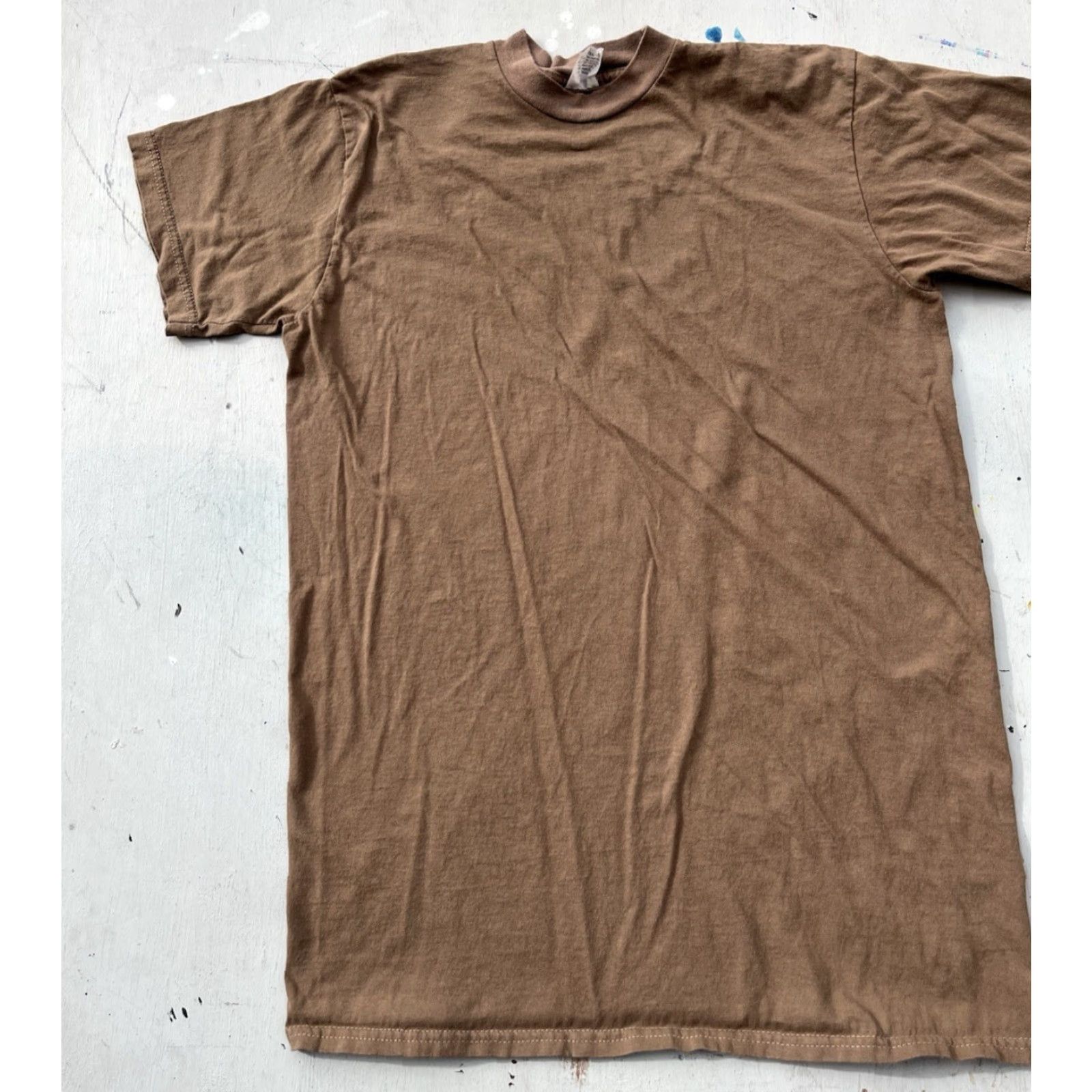 Vintage VINTAGE Men’s Army T-Shirt Beige Brown Solid L USA Military Grunge Pearl Jam 90s Work Shirt Mens Regular Cotton 2000s 100% Size US L / EU 52-54 / 3 - 3 Thumbnail