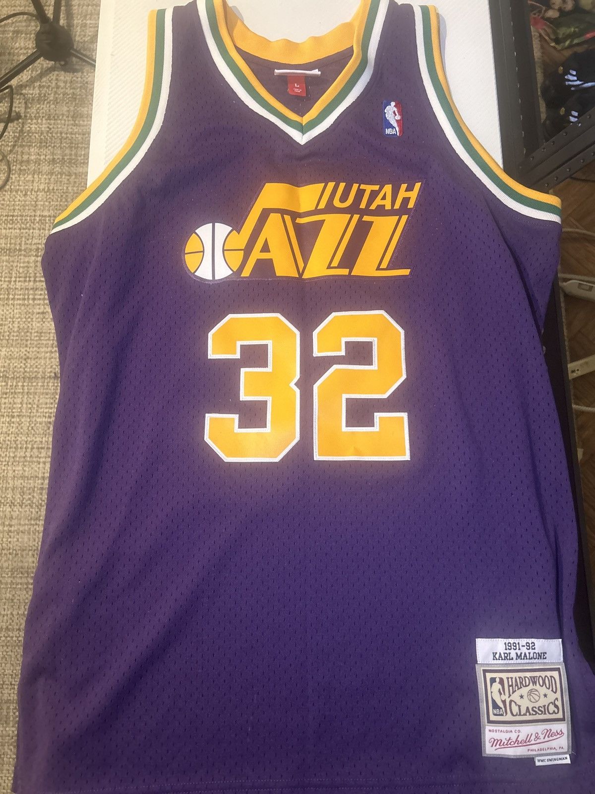 Mitchell & Ness Utah Jazz Karl Malone Vintage Mitchell and Ness Jersey Size US L / EU 52-54 / 3 - 6 Thumbnail