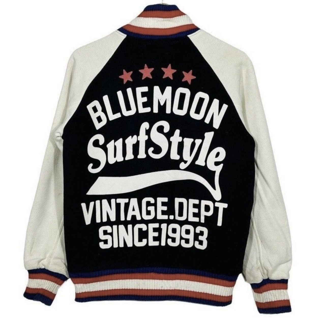 Blue Blue Japan bluemoon varsity jacket big logo embroidered nice design Size US M / EU 48-50 / 2 - 2 Thumbnail