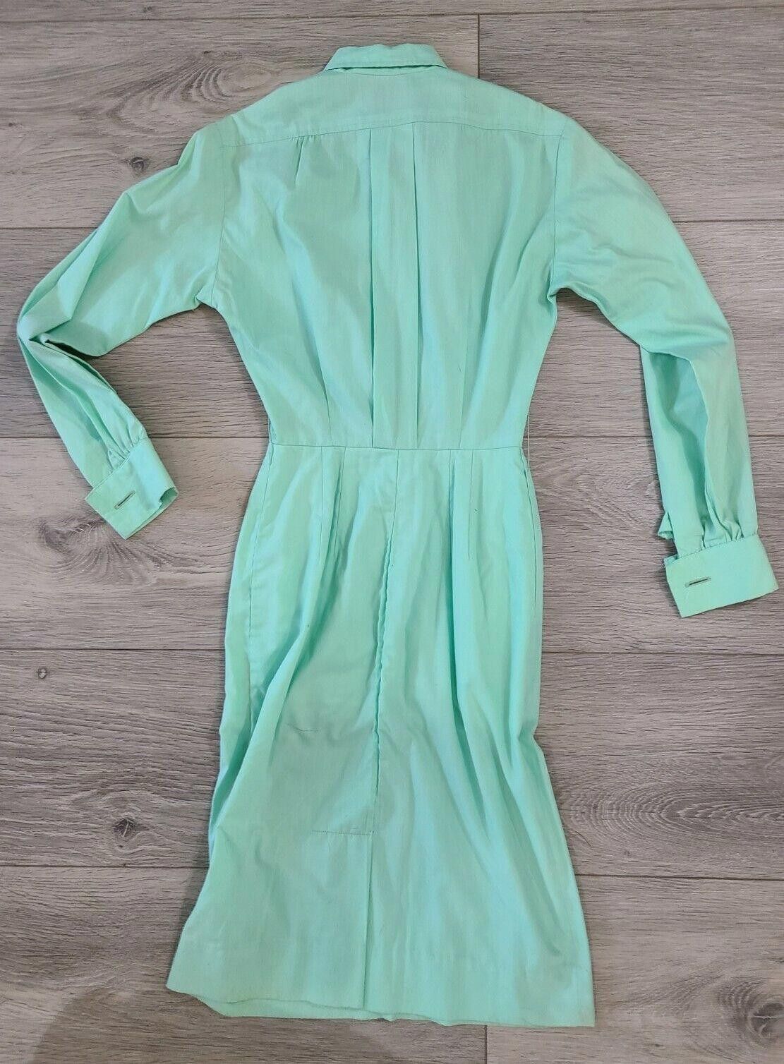 Designer Vintage Dress 50s 60s Mint Green Vanity Fair Sz 5 XS pencil Size XS / US 0-2 / IT 36-38 - 2 Thumbnail