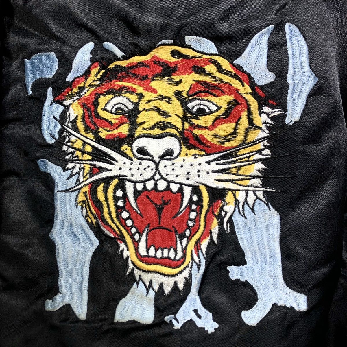 Ed Hardy Parka Longue Broderies Graphique Vintage 2000’s Ed Hardy Size US L / EU 52-54 / 3 - 4 Thumbnail