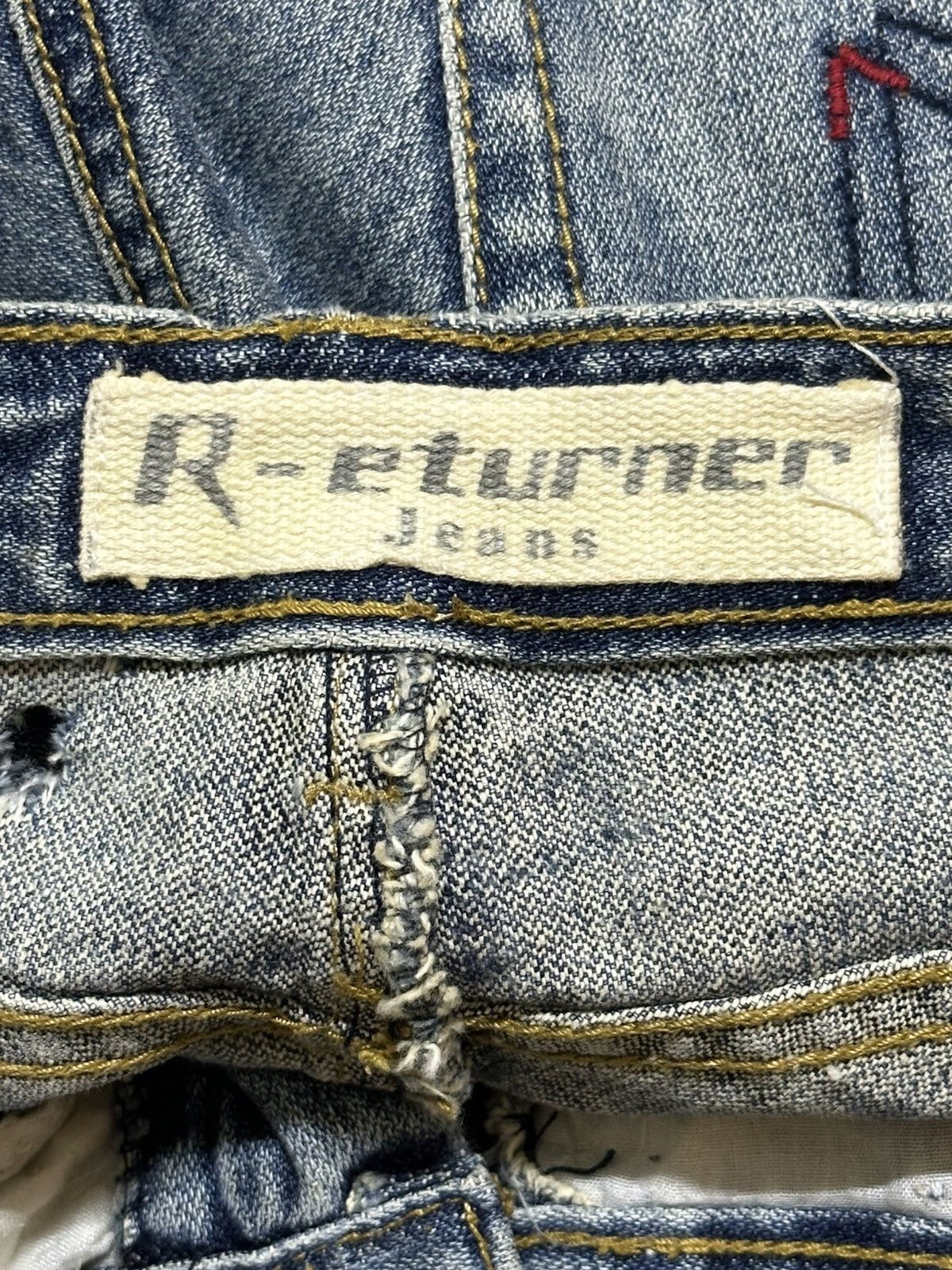 Japanese Brand Vintage Japanese Brand Blue Faded Wash Whiskers Style Jeans Size US 34 / EU 50 - 9 Thumbnail