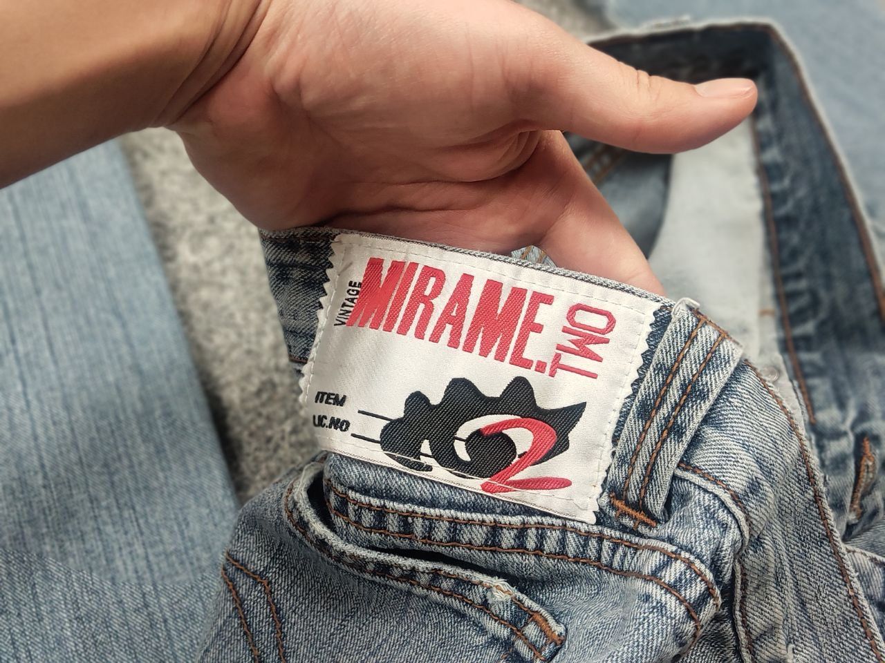 If Six Was Nine Mirame vintage Y2K Style logo Blue Faded denim Flared Jeans Size 31" - 17 Thumbnail