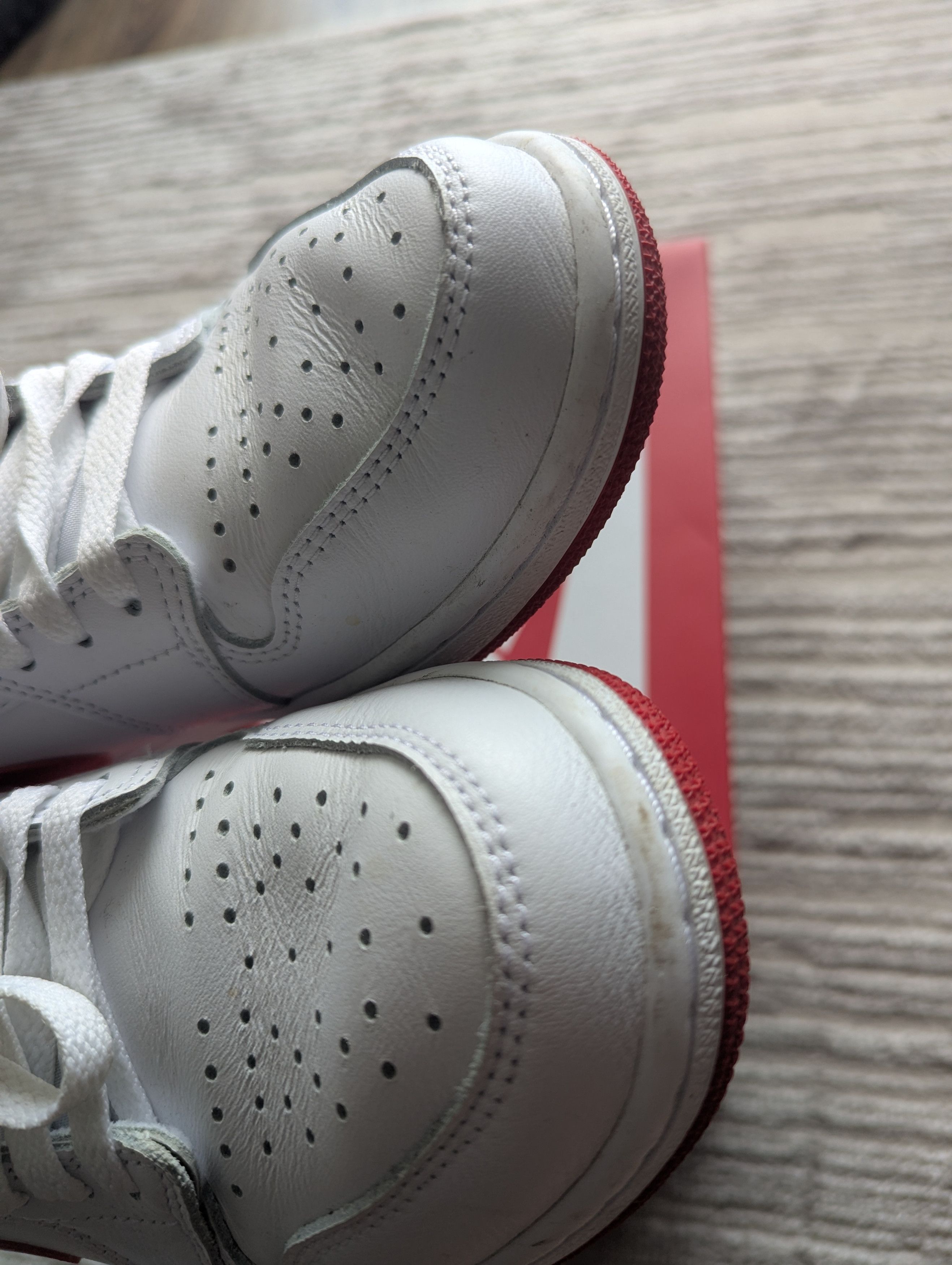 Jordan Brand Air Jordan 1 Low OG Size US 7.5 / EU 40-41 - 5 Thumbnail