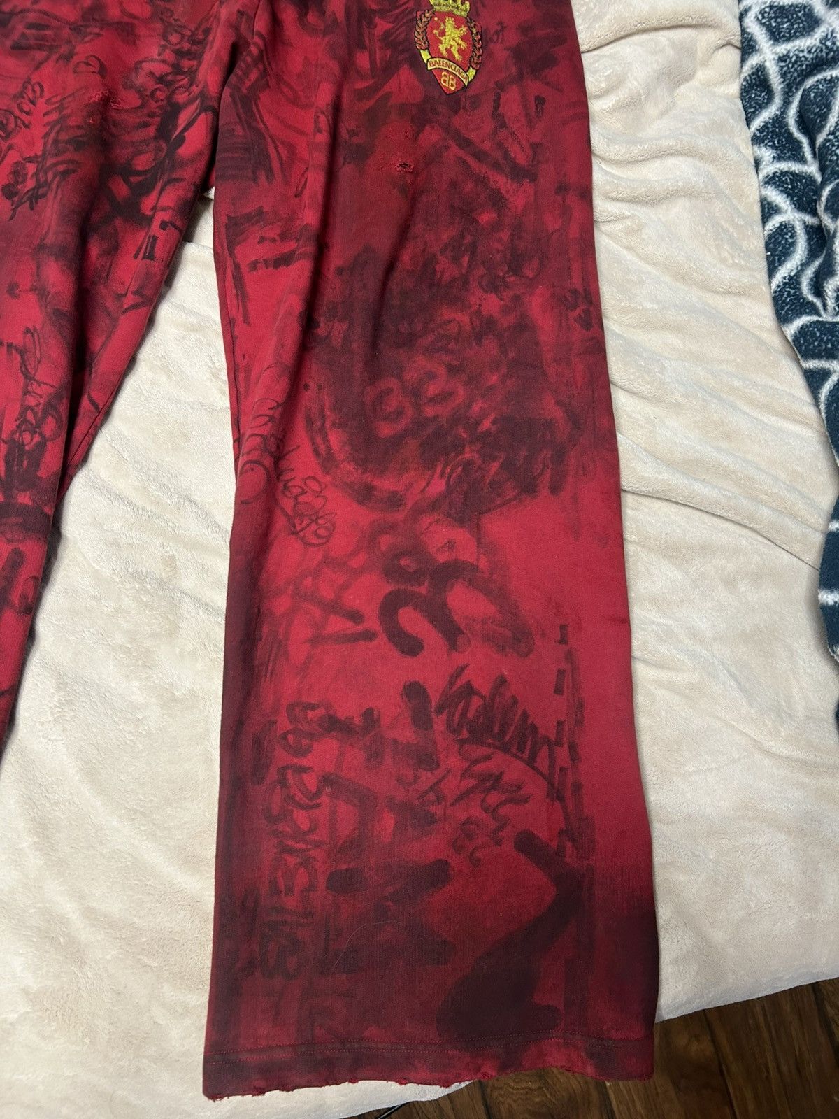 Balenciaga Balenciaga skater graffiti mud show sweatpants Size US 30 / EU 46 - 3 Thumbnail