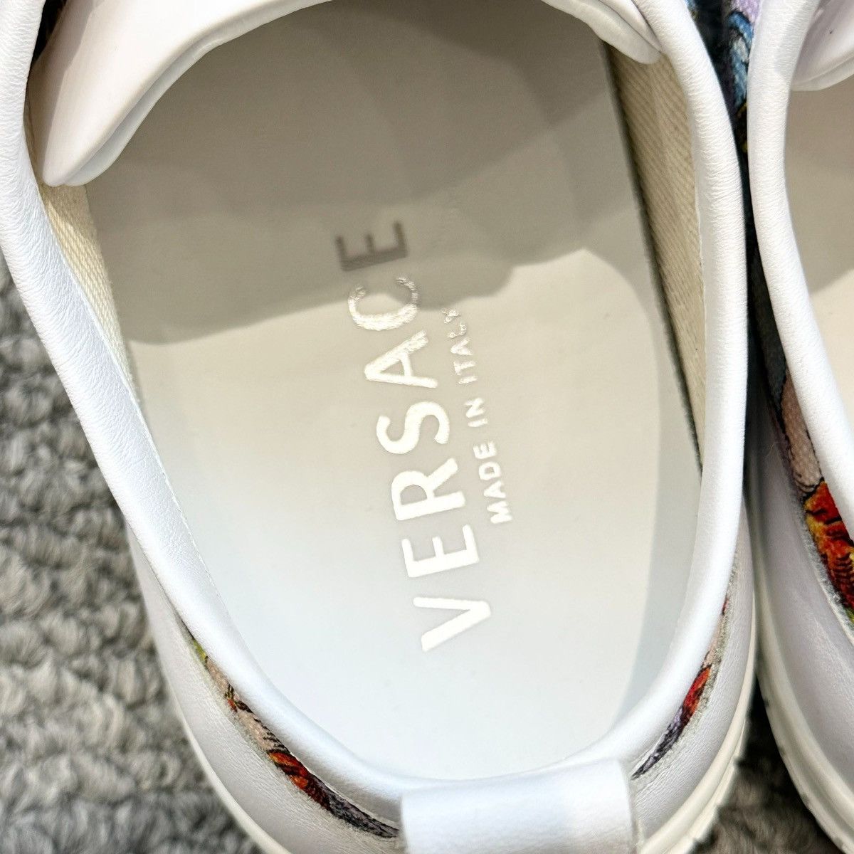 Versace Versace Angeli print canvas sneaker Size US 10 / EU 43 - 5 Thumbnail