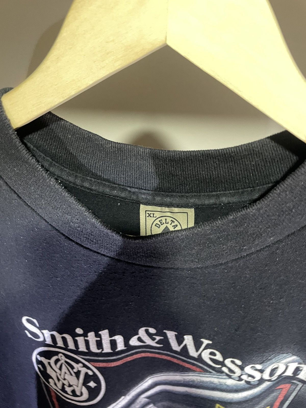 Delta Smith & Wesson Gun Vintage Tee Size US L / EU 52-54 / 3 - 3 Thumbnail